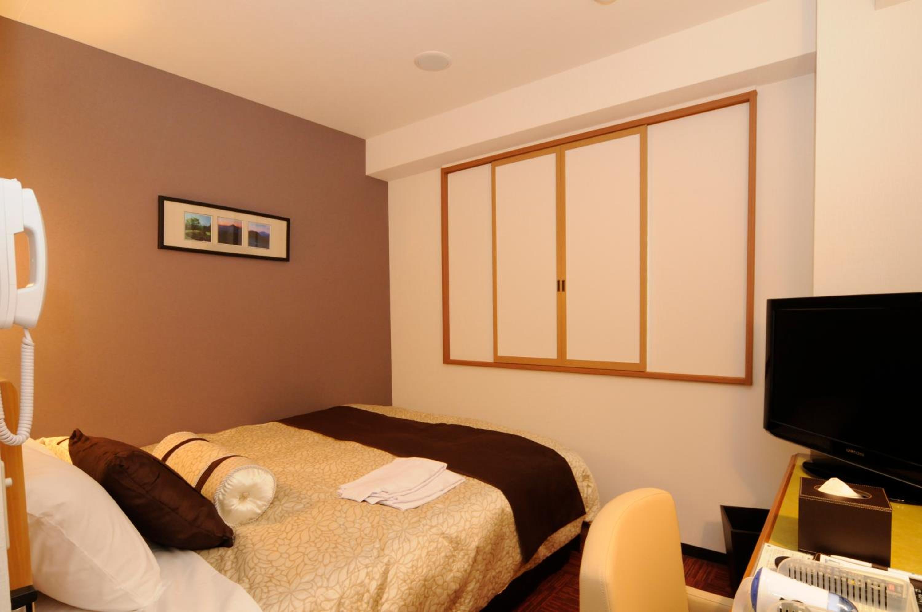 Semi-Double Room - Non-Smoking - Photo 7