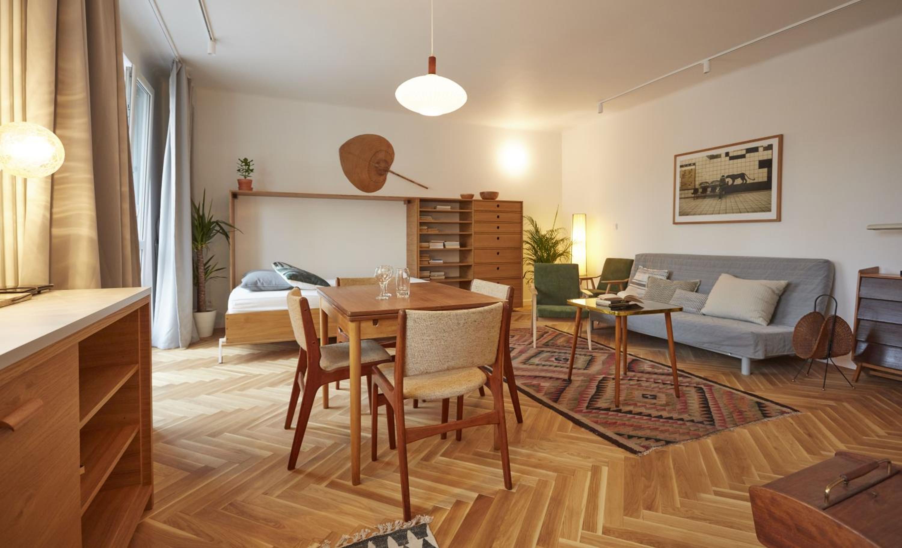 Studio Apartment - Photo 8