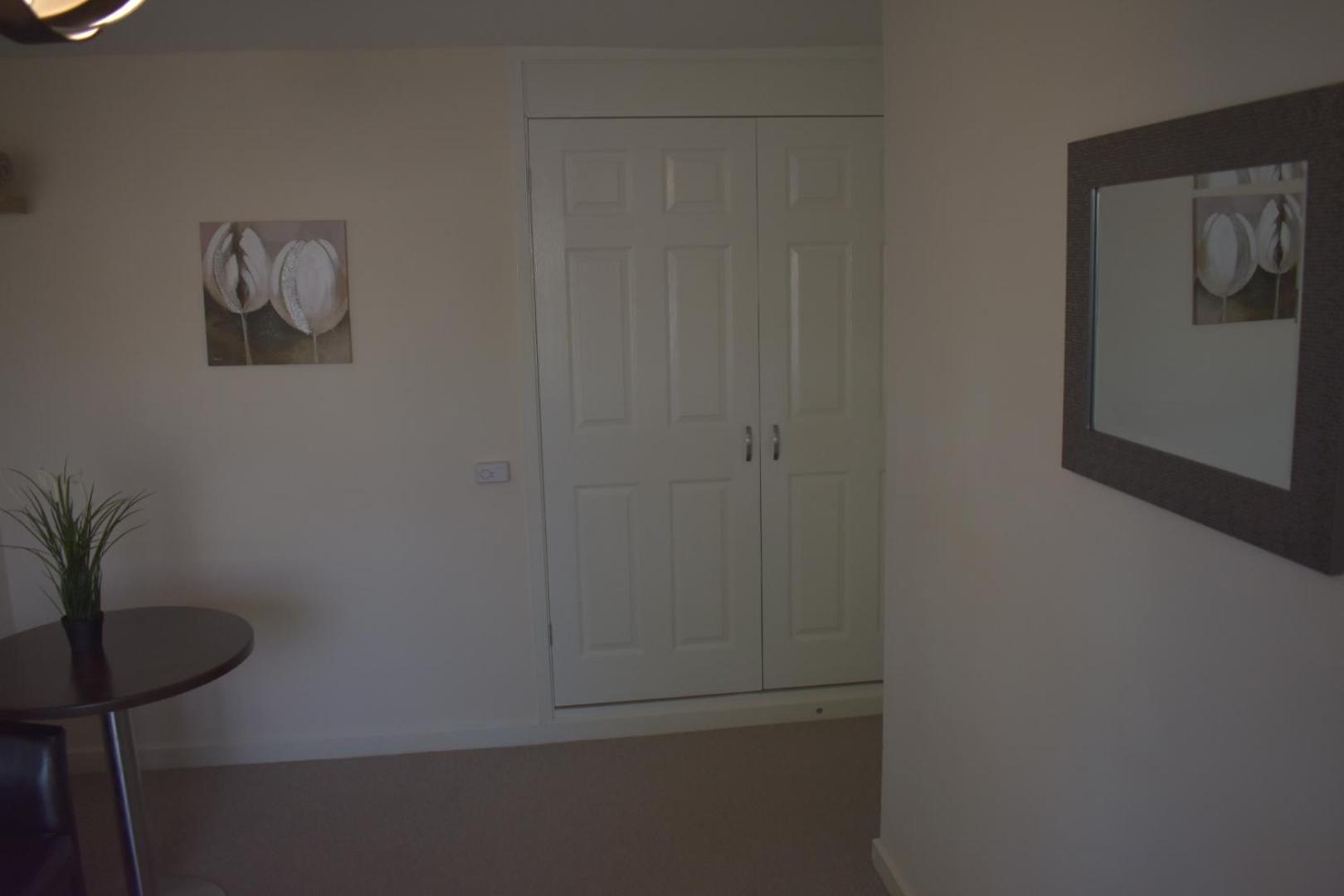 Standard Double Room - Photo 5