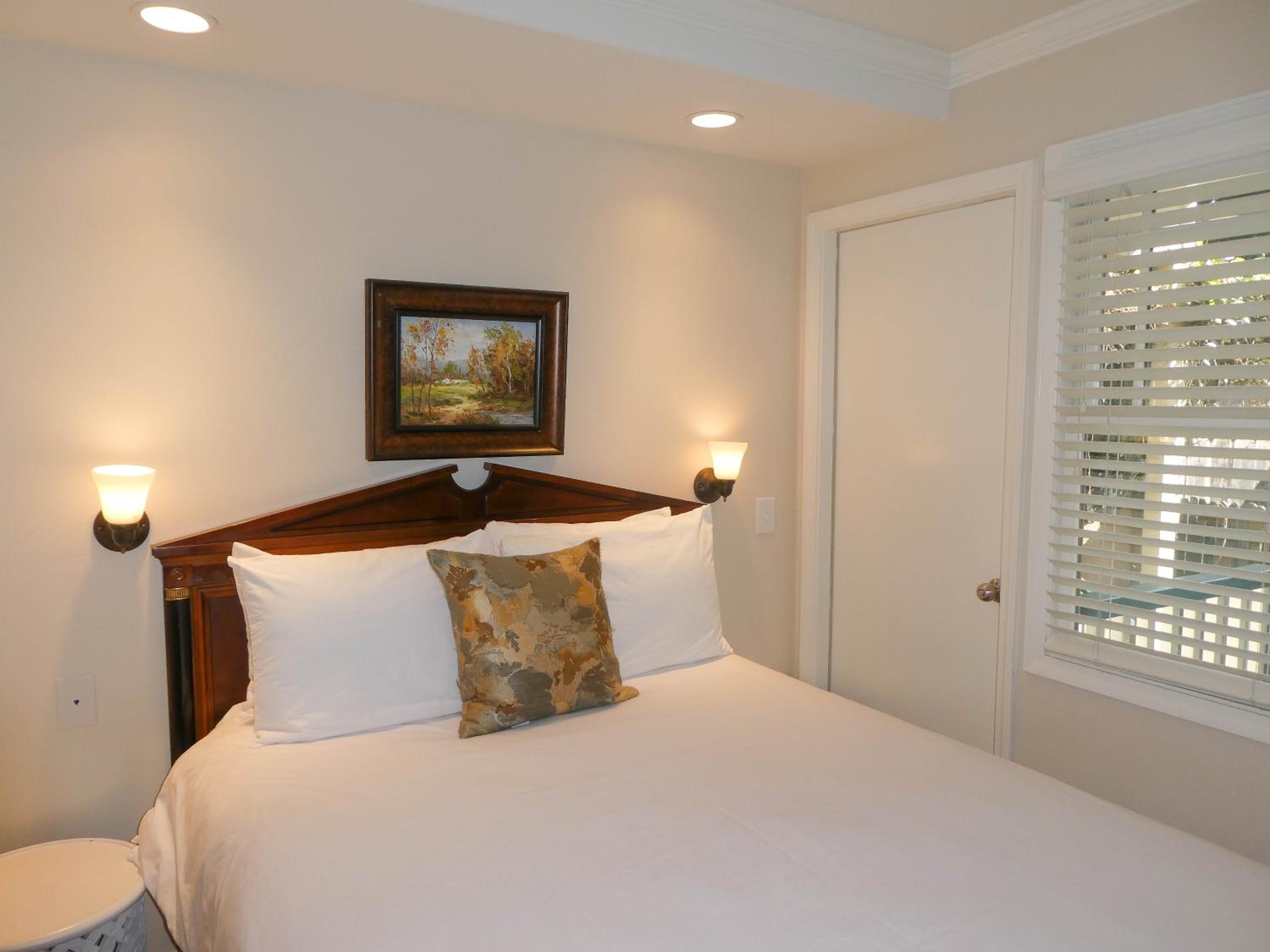 Stephenson 2 Deluxe Family Room with Parking photo 2