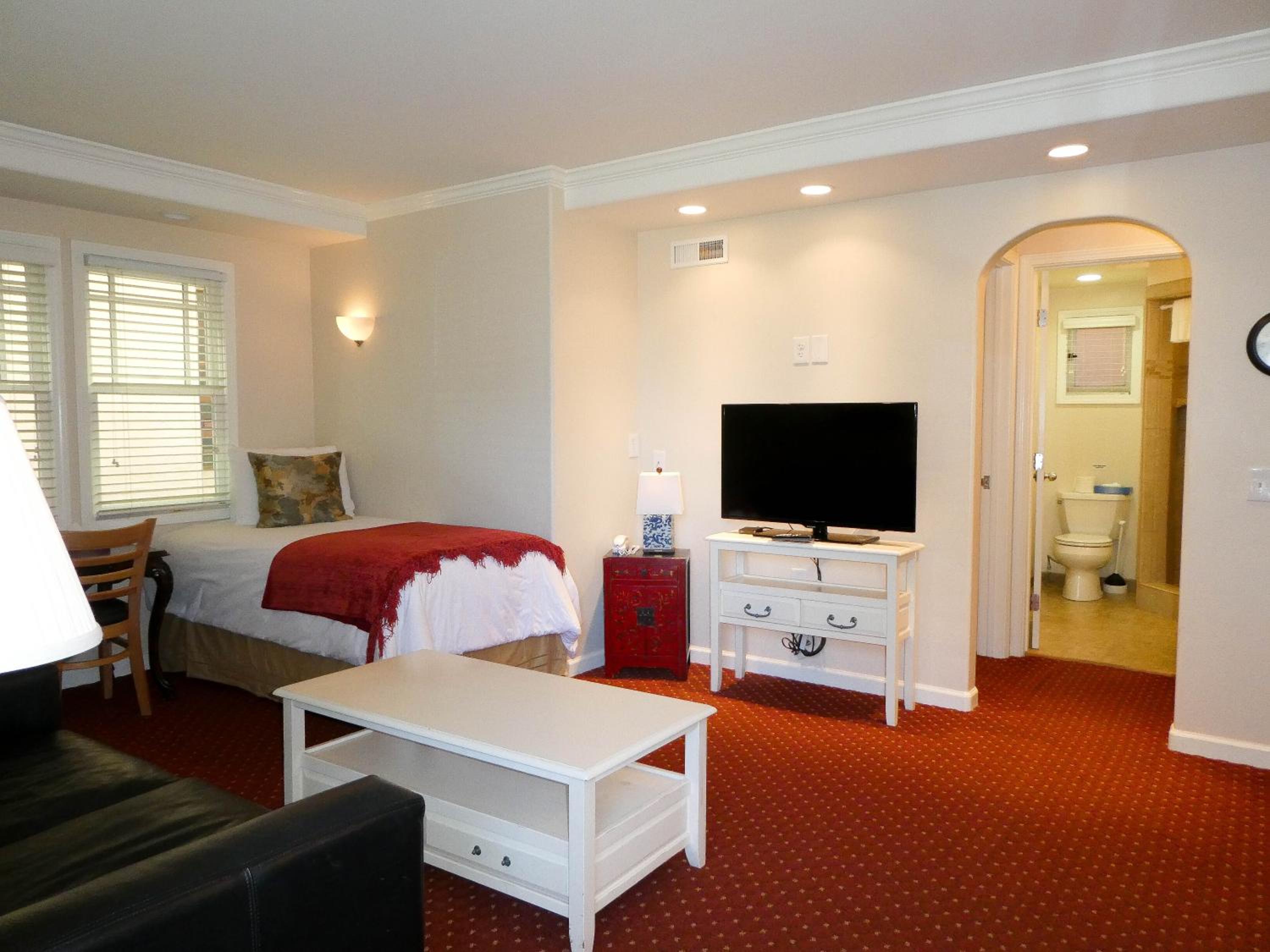 Stephenson 2 Deluxe Family Room with Parking photo 3