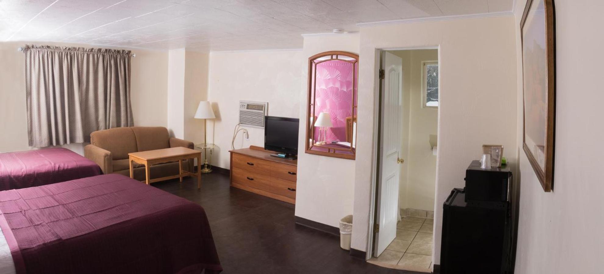 Deluxe Double Room with Extra Bed photo 1