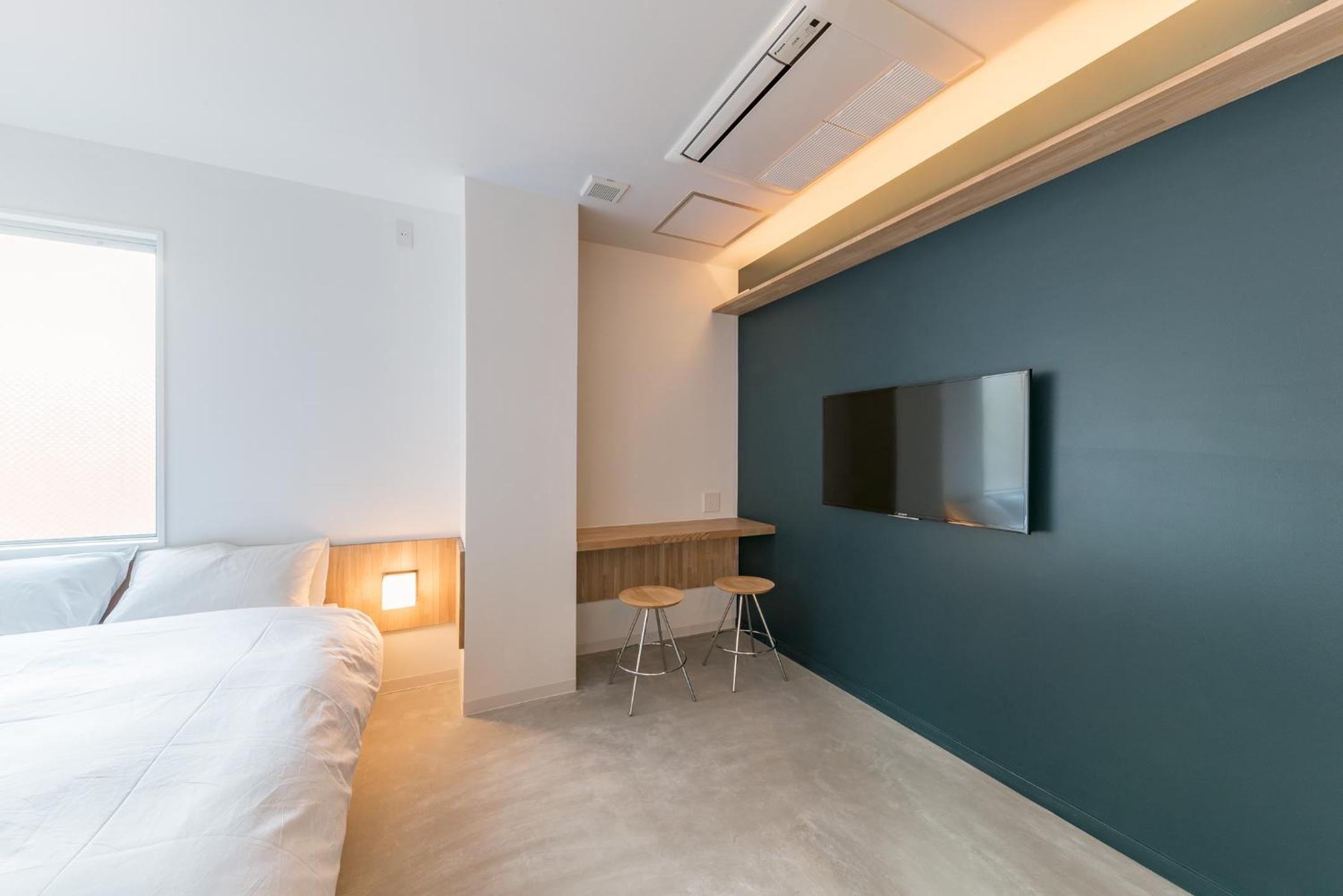 Standard Double Room with Shared Shower Room photo 2