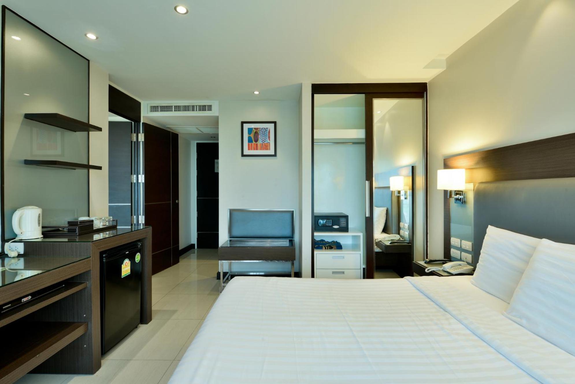 Superior King Room photo 3