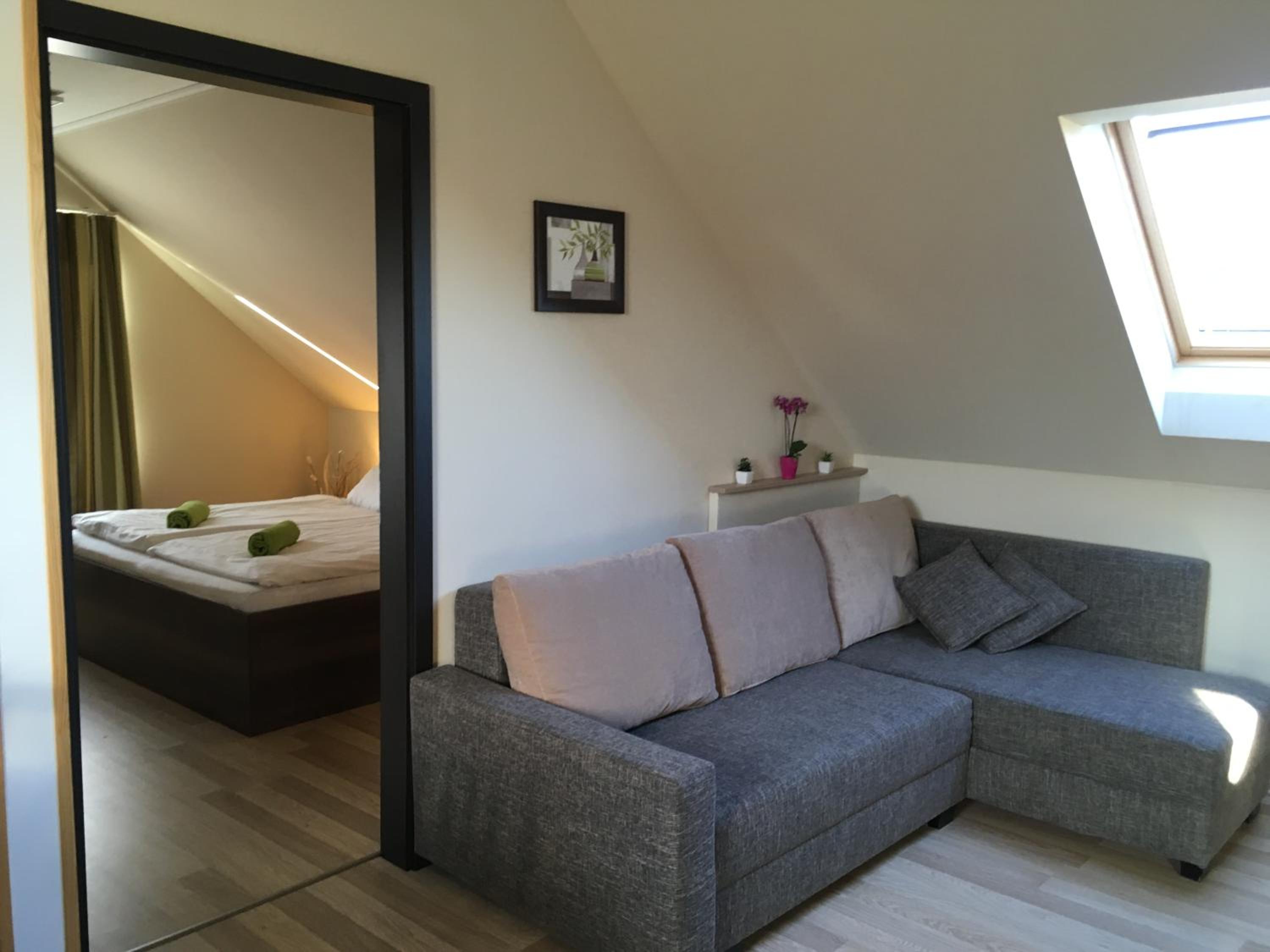 Apartment - Split Level photo 2