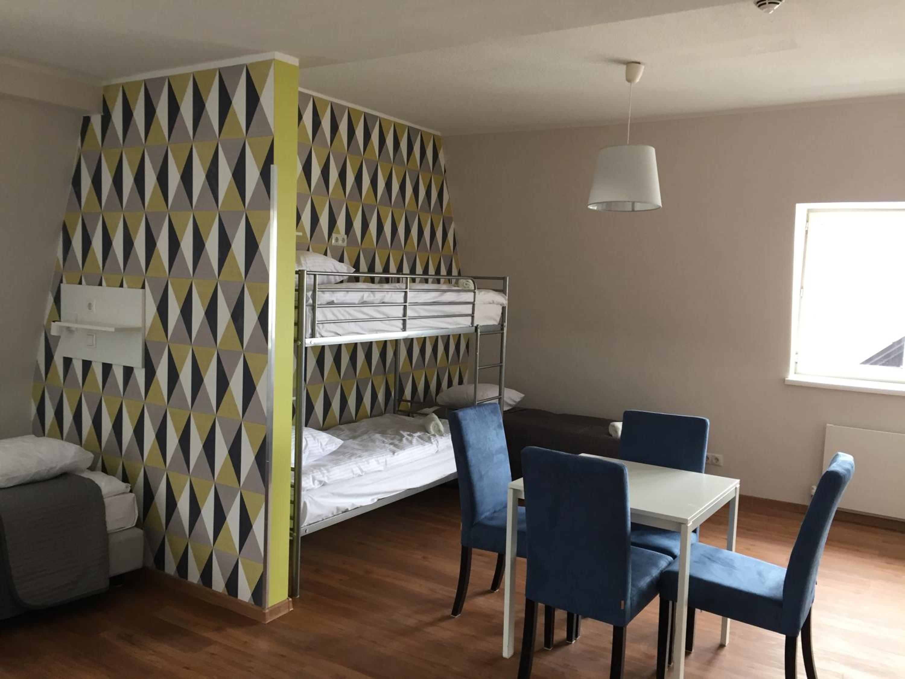 Bed in 6-Bed Mixed Dormitory Room photo 3