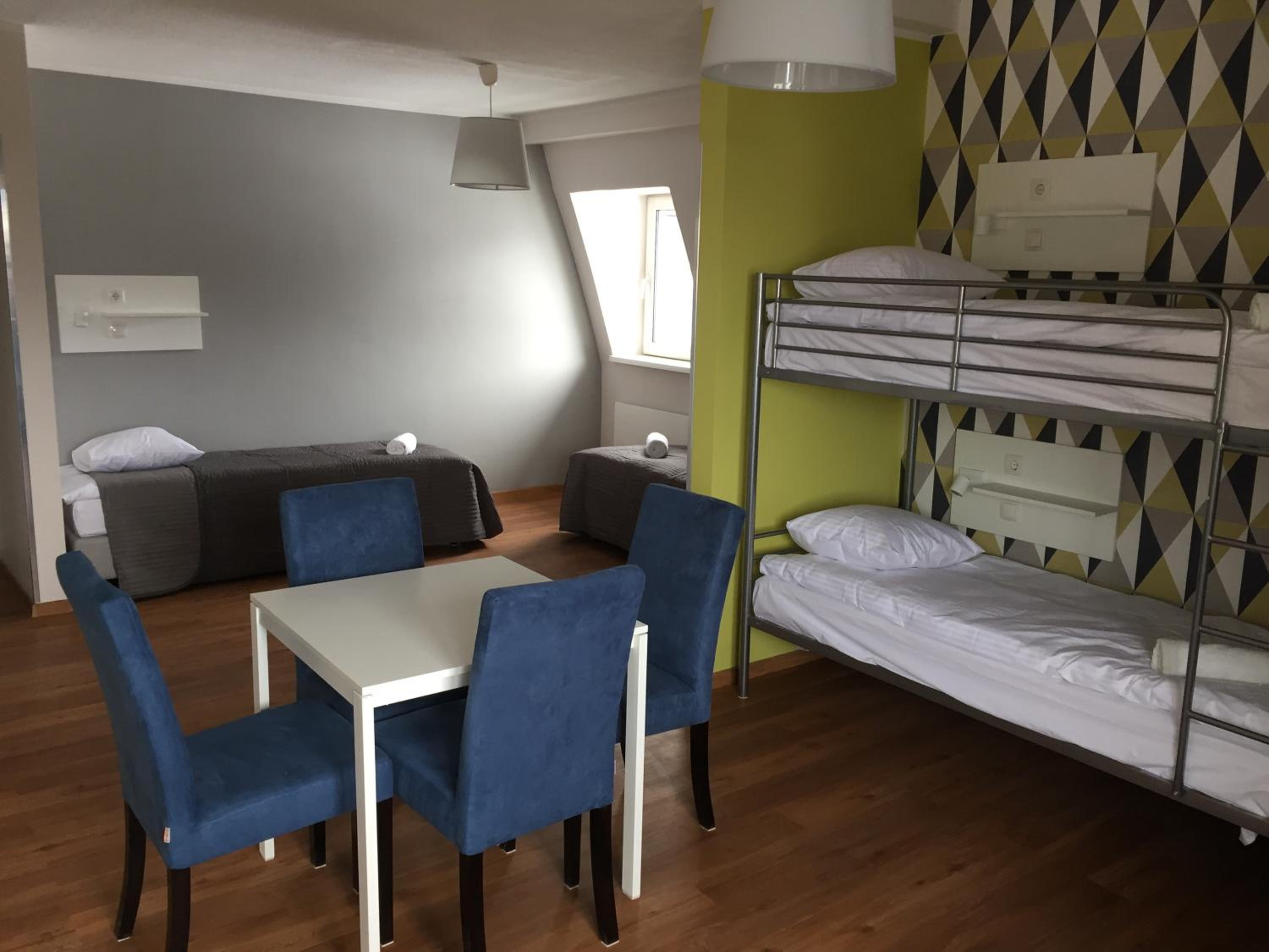 Bed in 6-Bed Mixed Dormitory Room photo 1