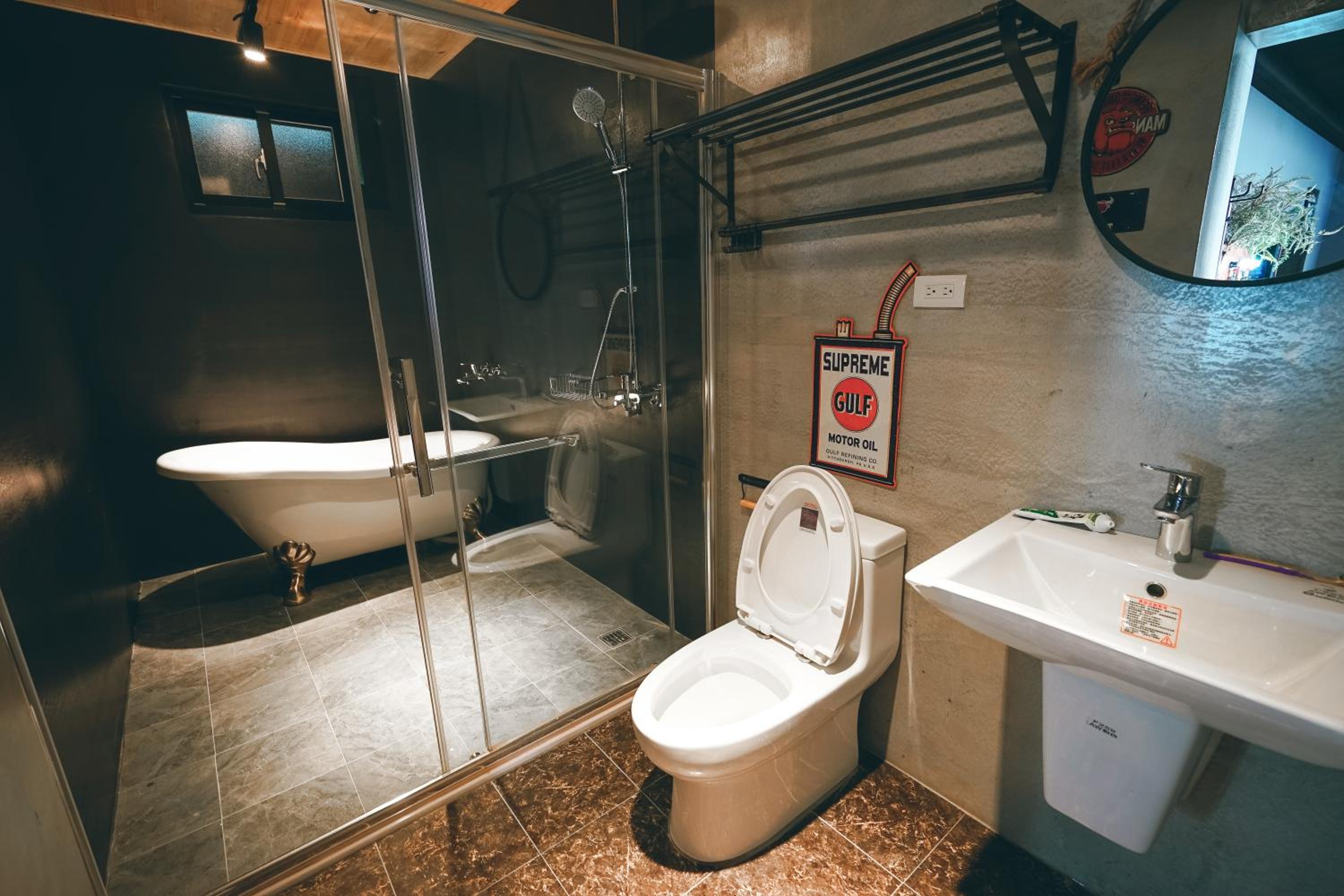 Deluxe Double Room with Bath photo 2