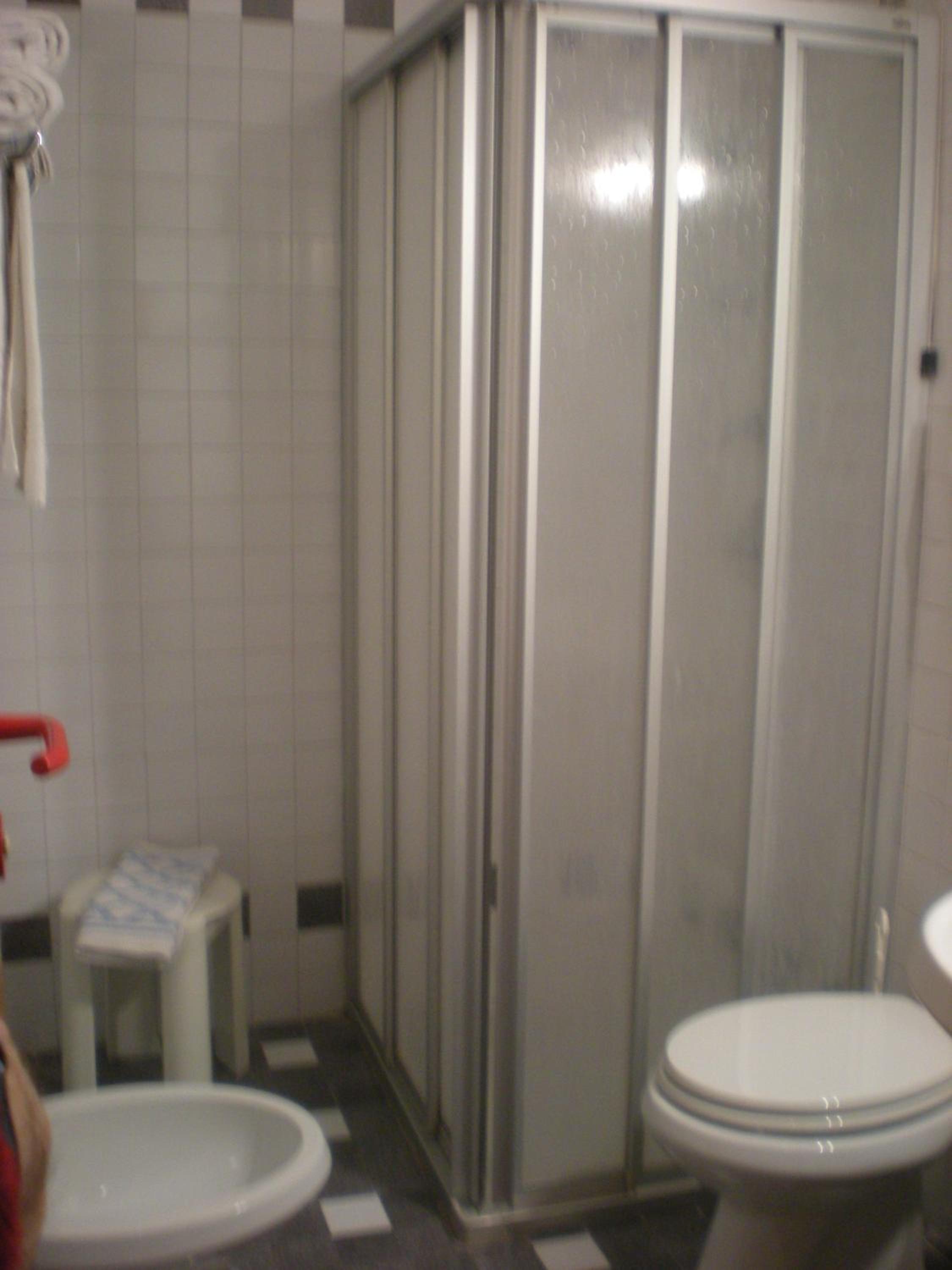 Double or Twin Room - Photo 3