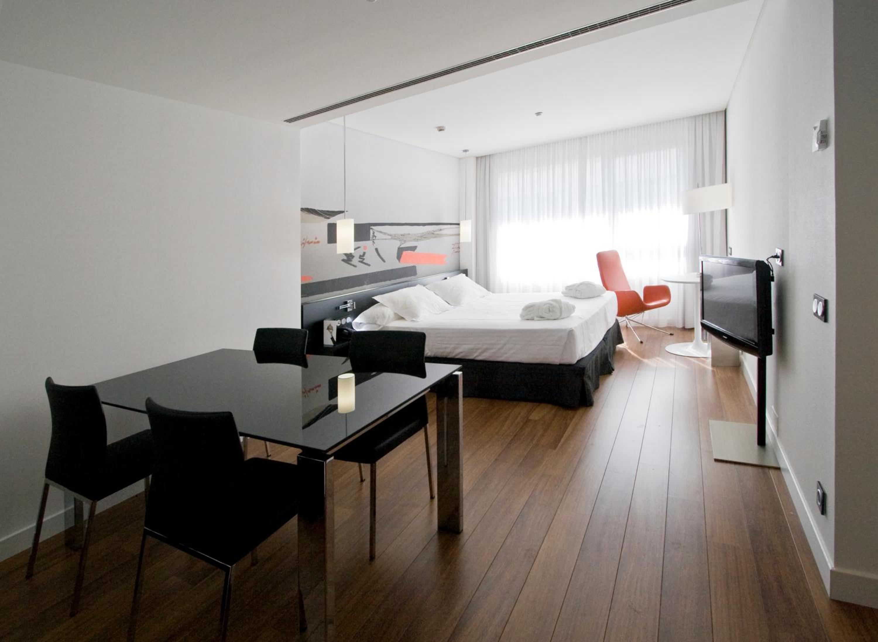  Executive Double or Twin Room with free airport shuttle - Photo 22