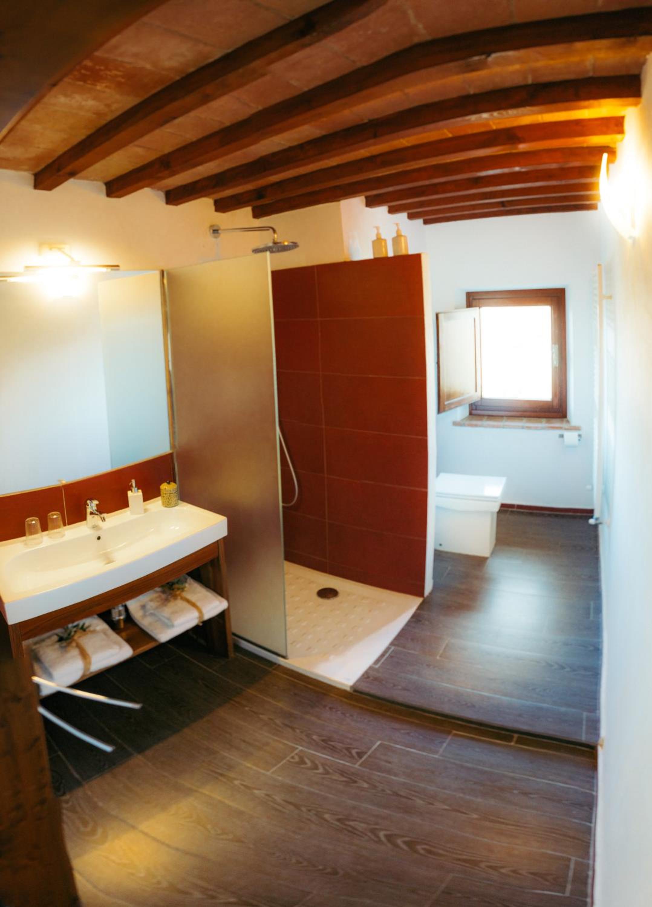 Double Room - Photo 11