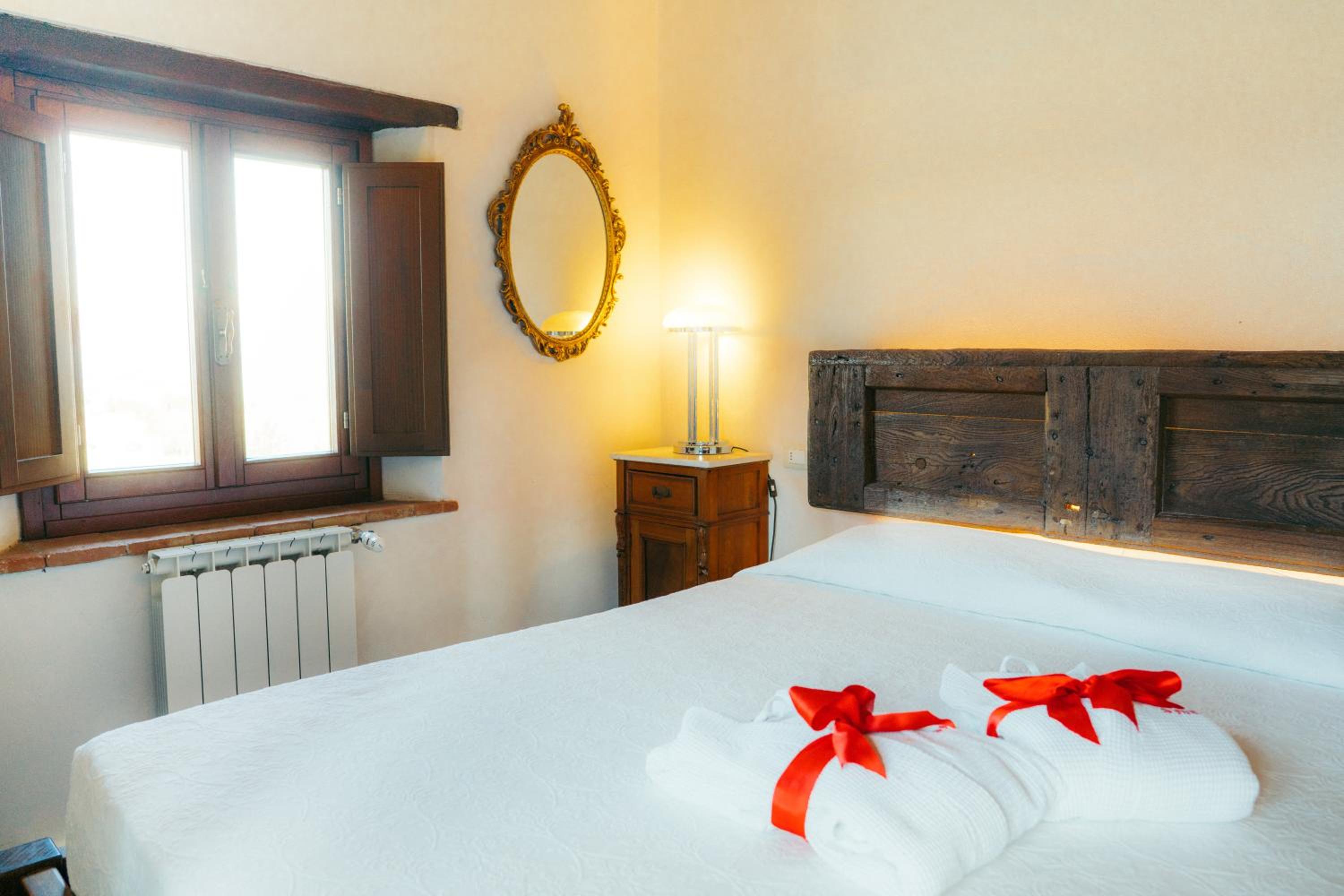 Double Room - Photo 6