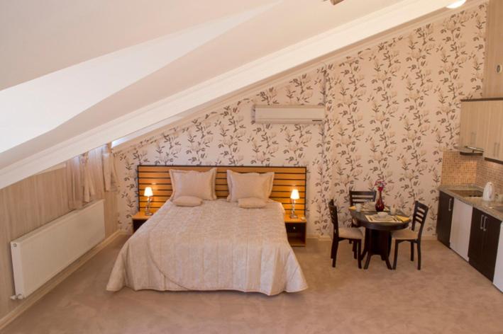 Executive Suite photo 2