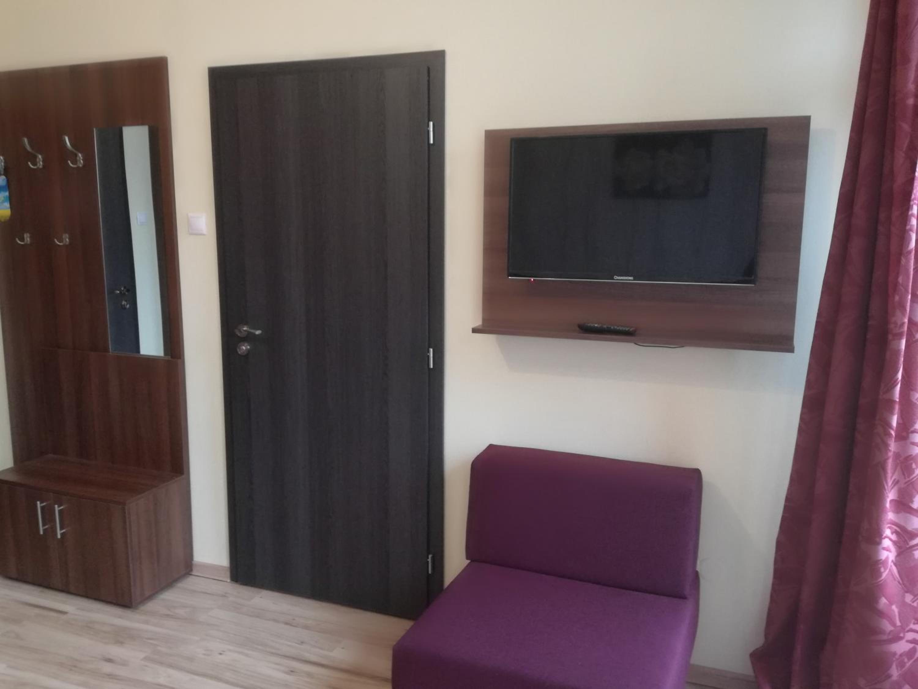 Double Room with Extra Bed - Photo 3