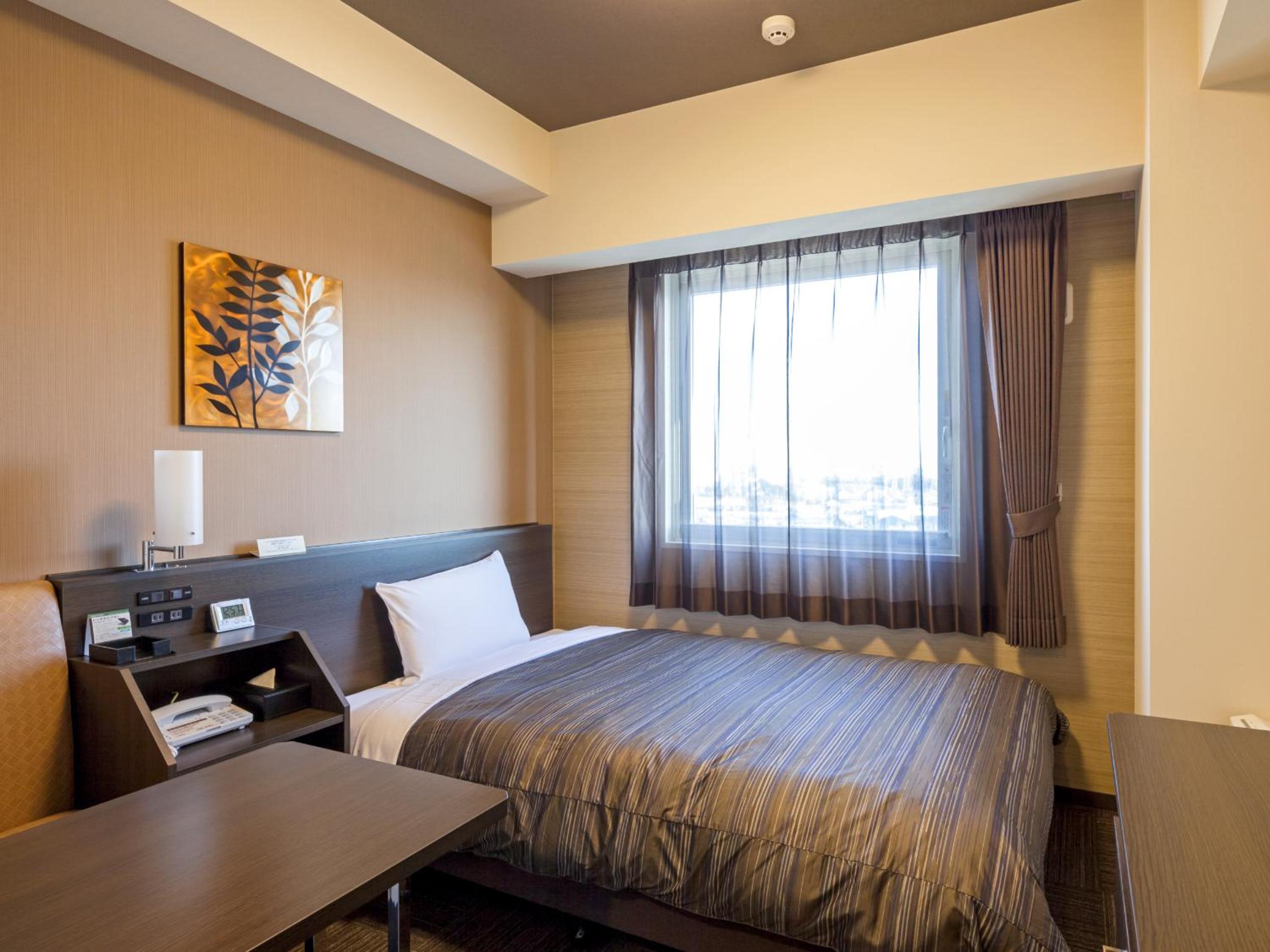 Comfort Single Room - Non-Smoking - Cleaning Every 3 Days