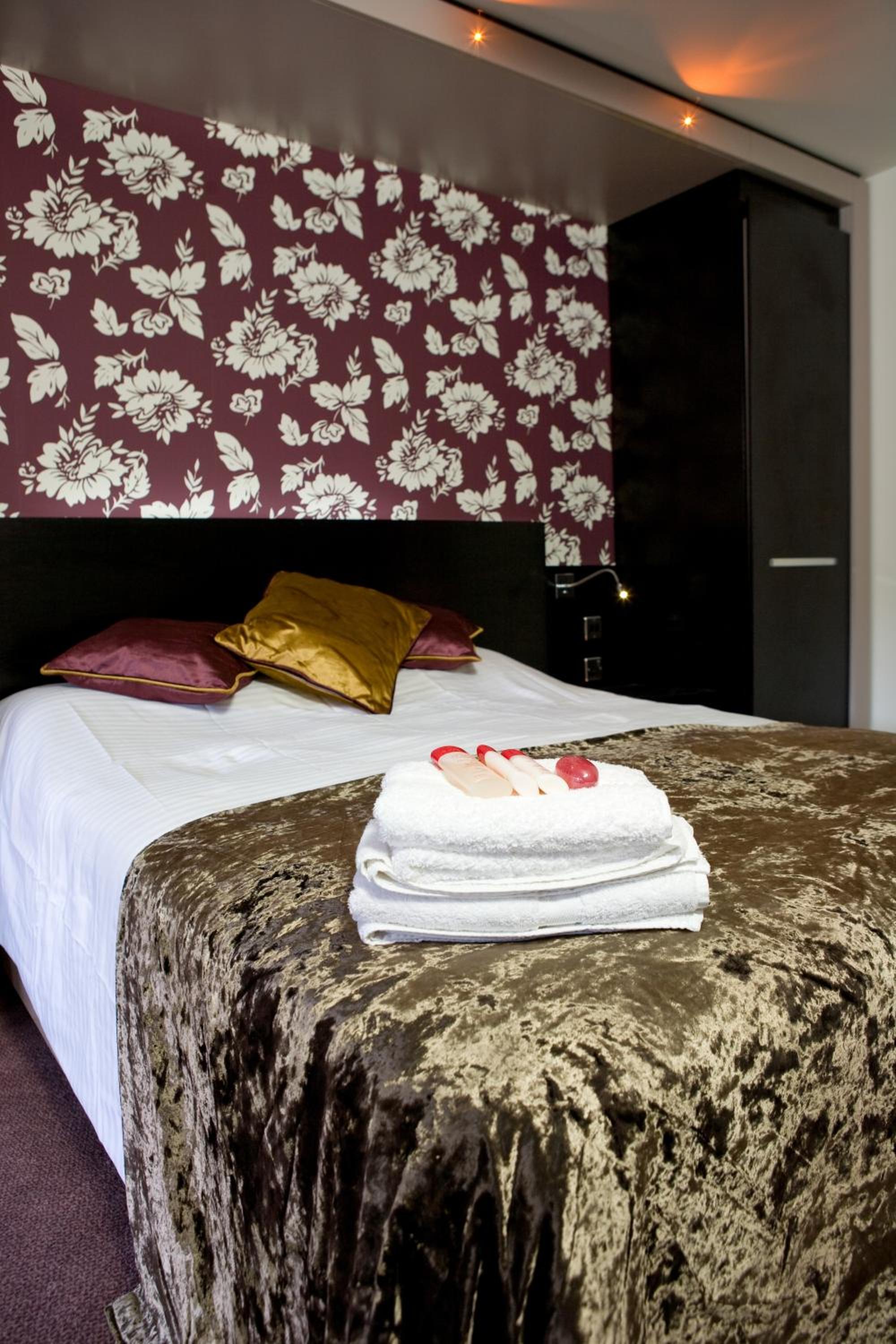 Executive Double Room - Photo 2
