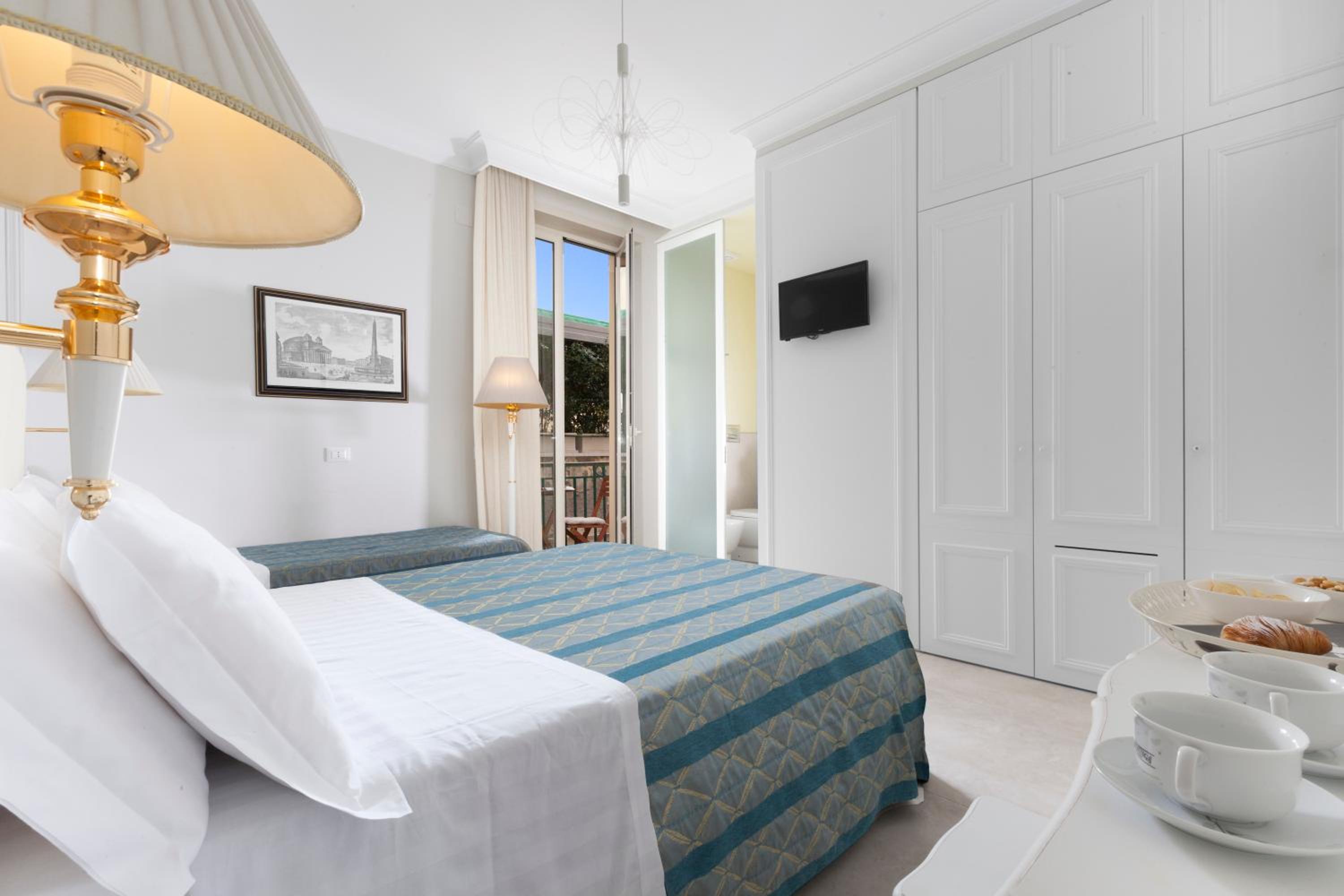 Superior Triple Room photo 1