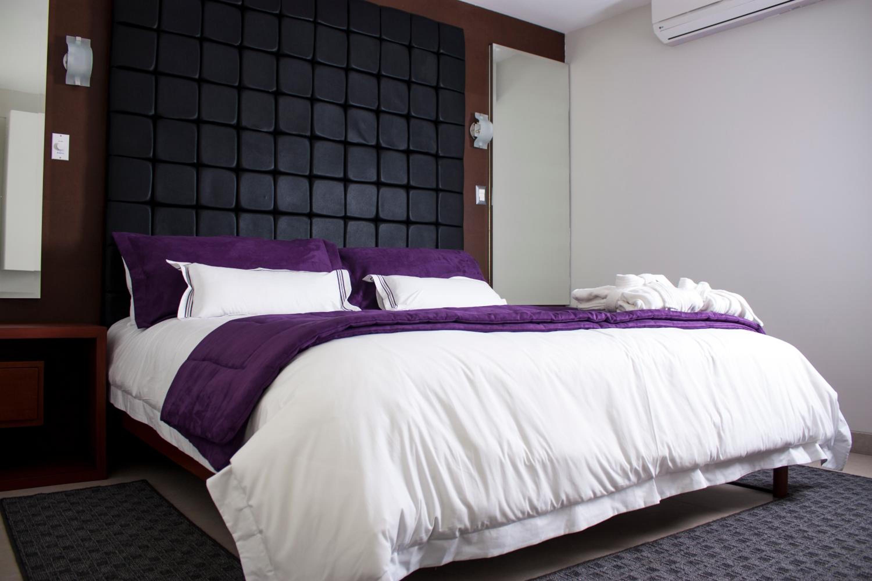 Deluxe Suite photo 3