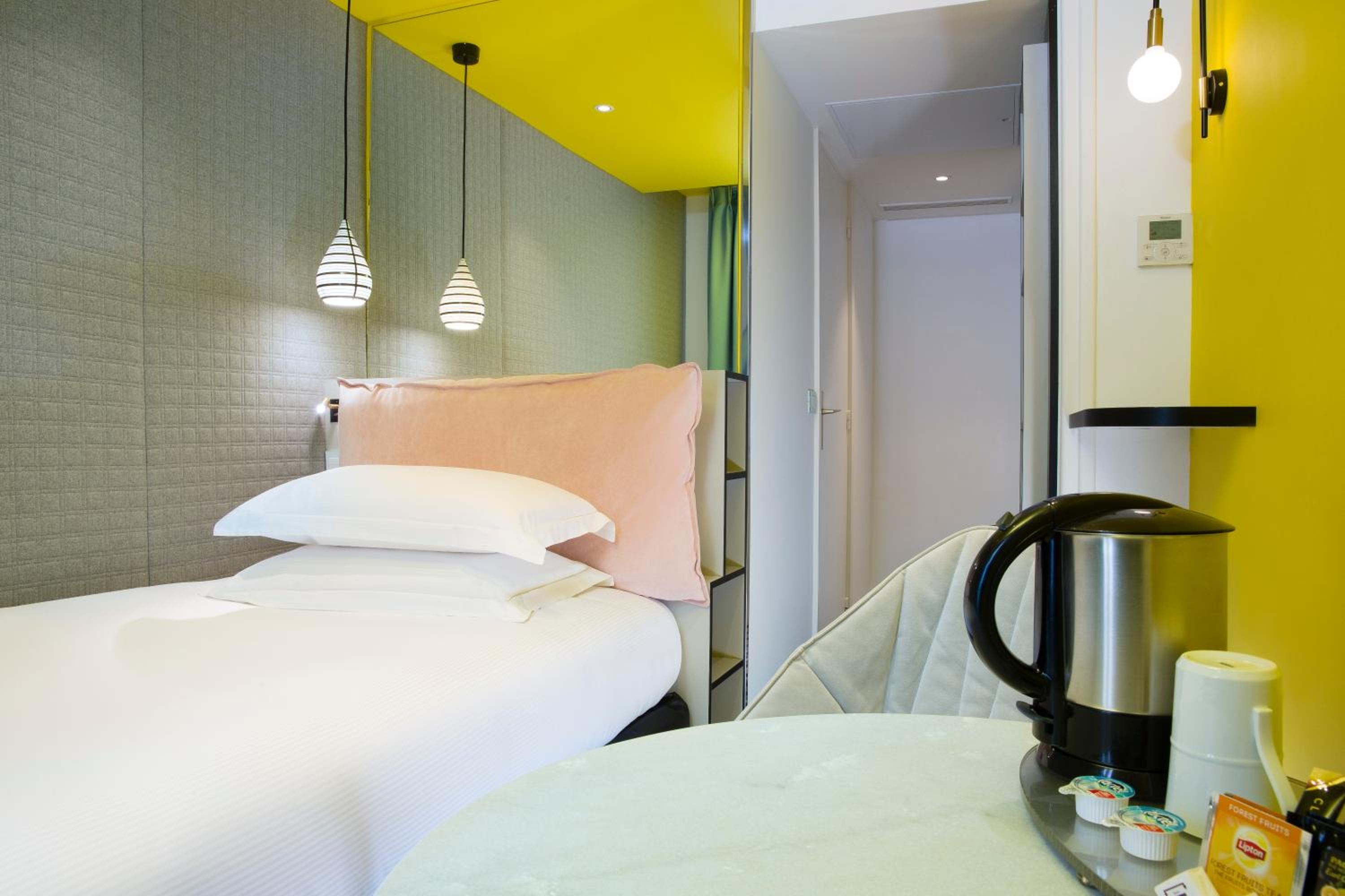 Single Room photo 2