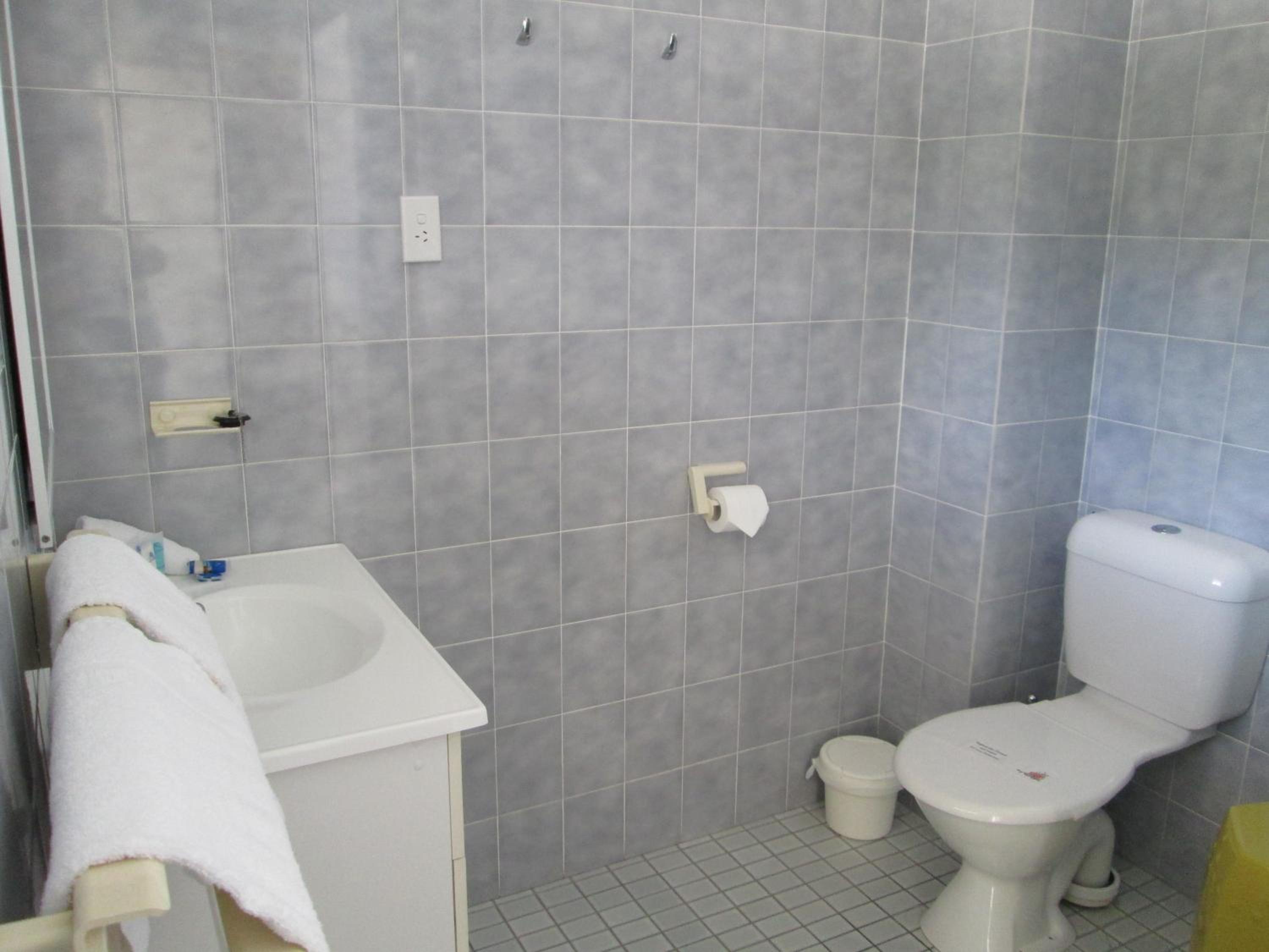 One Bedroom Family Unit photo 2
