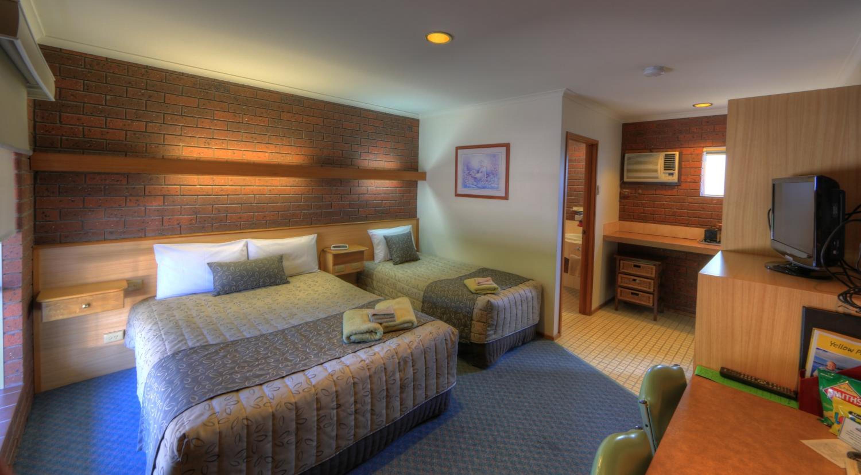 Budget Triple Room