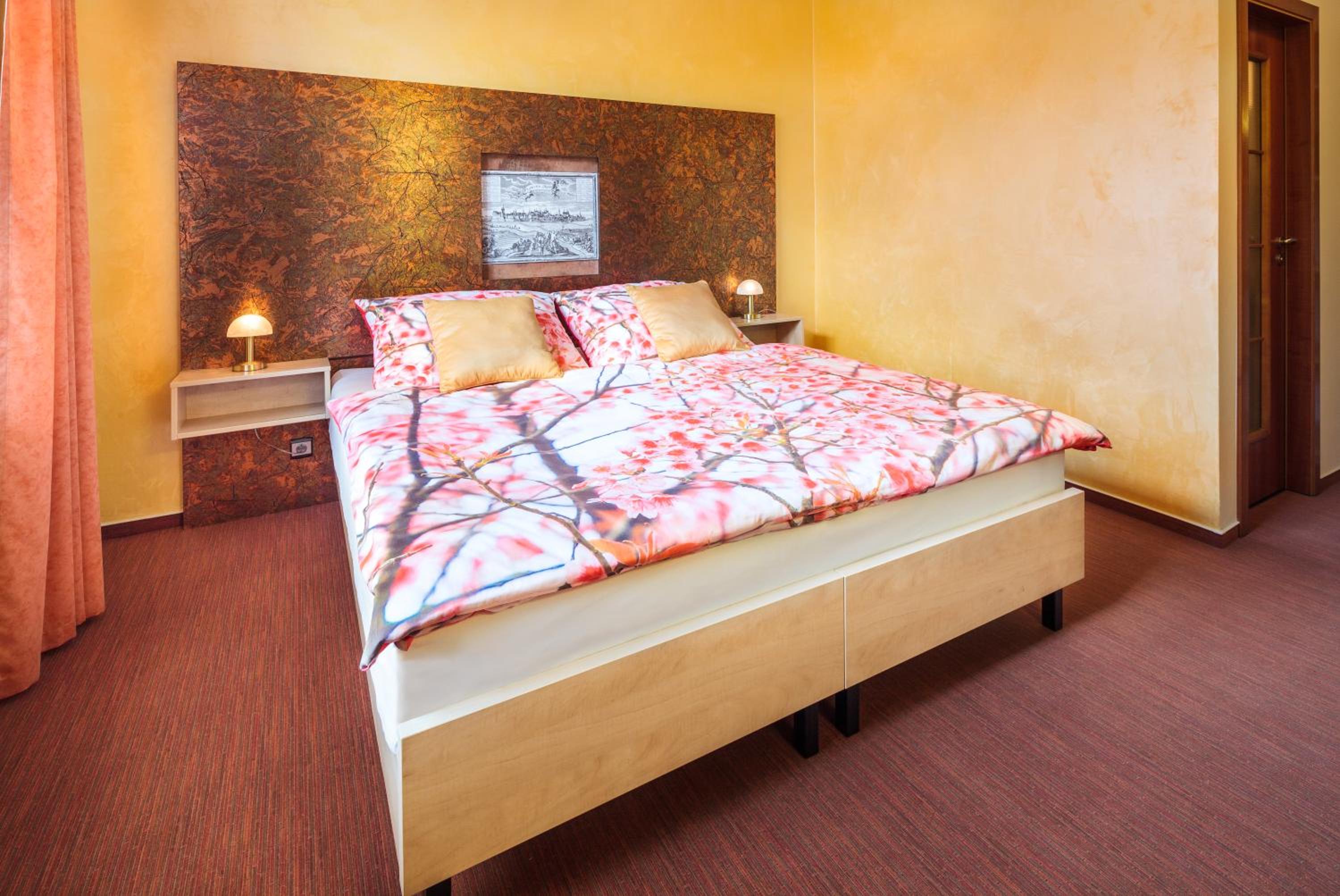 Double Room - Photo 1