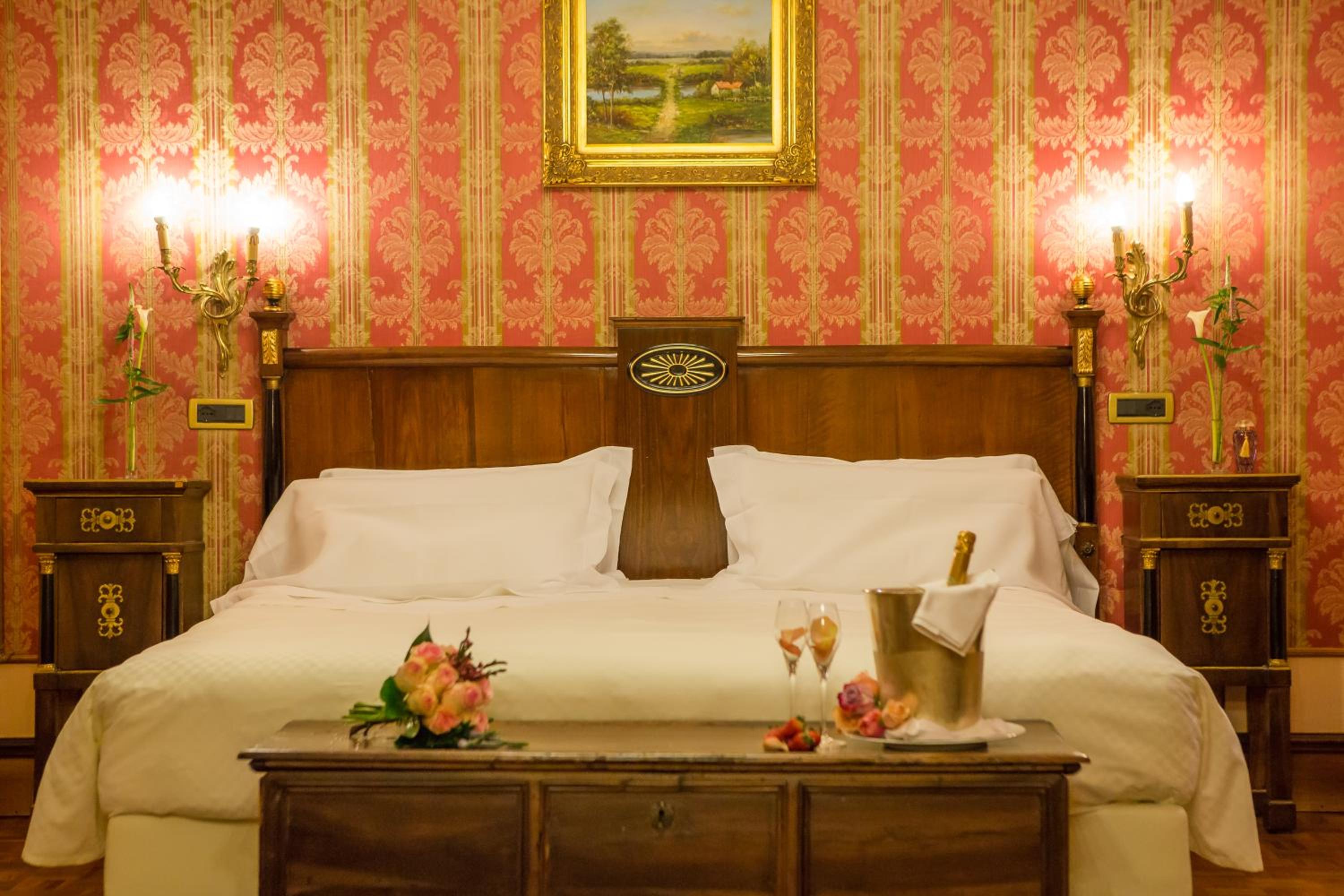 Junior Suite - Photo 1