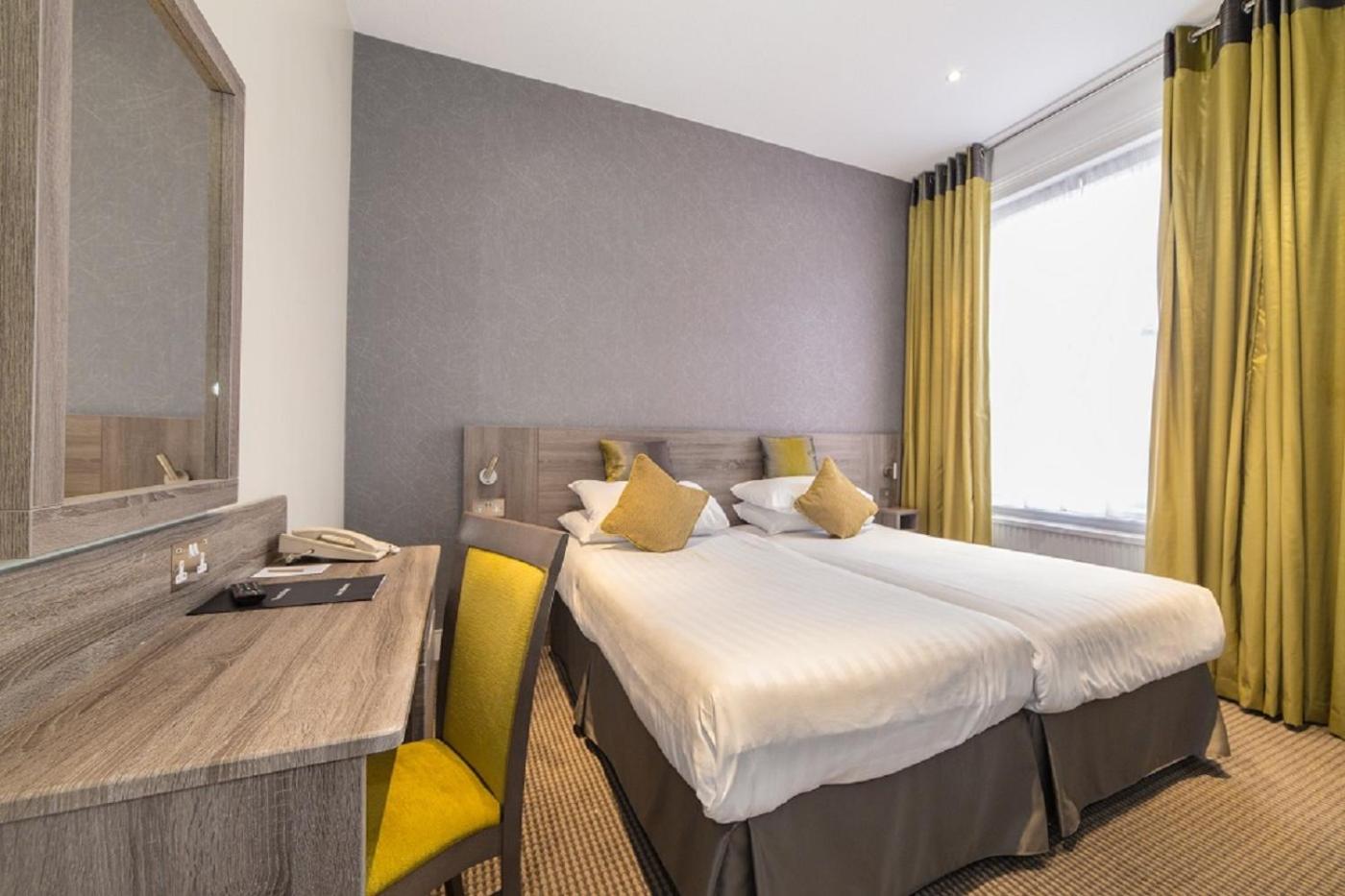 Twin Room photo 1