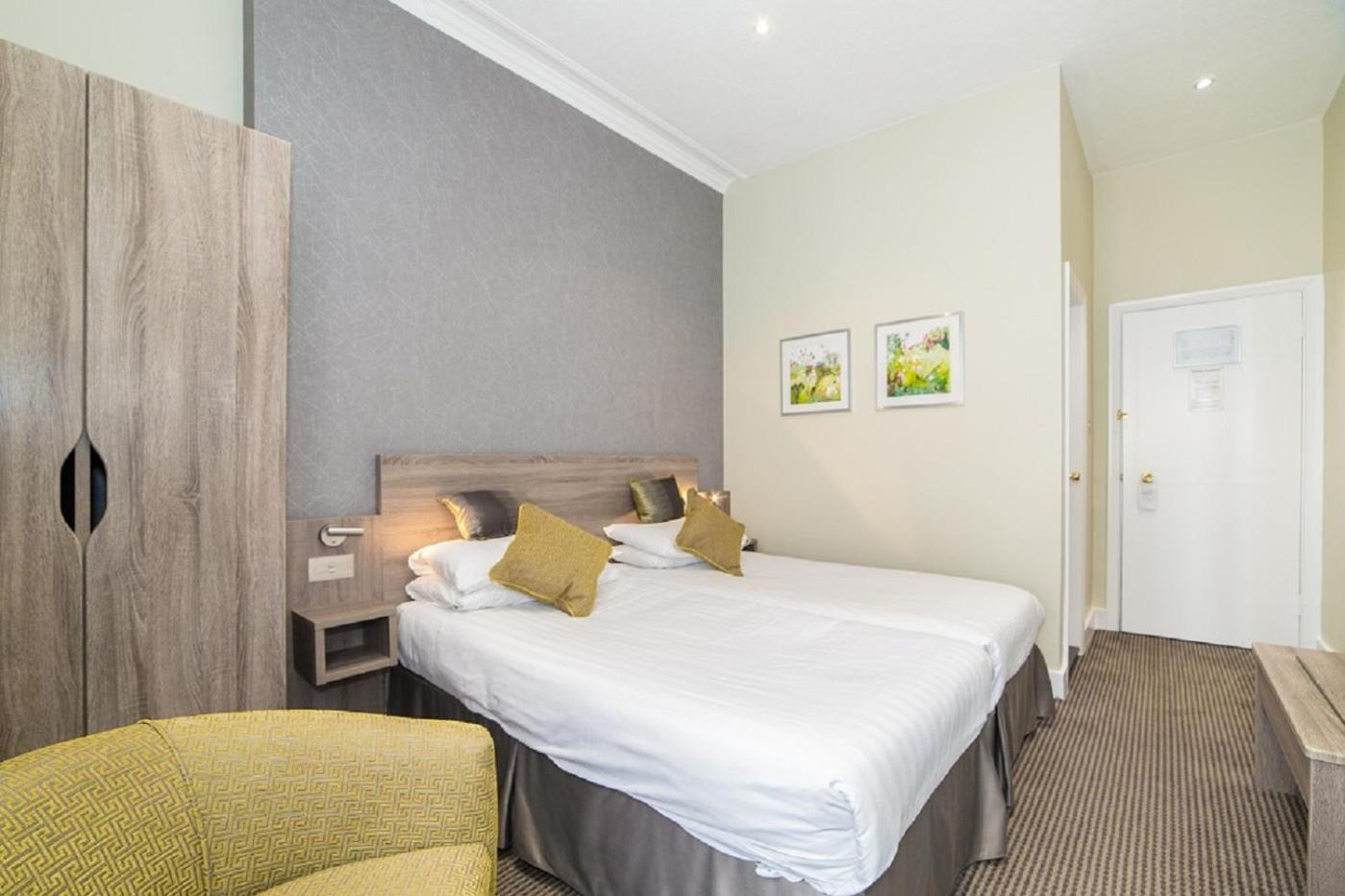 Executive Twin Room photo 3