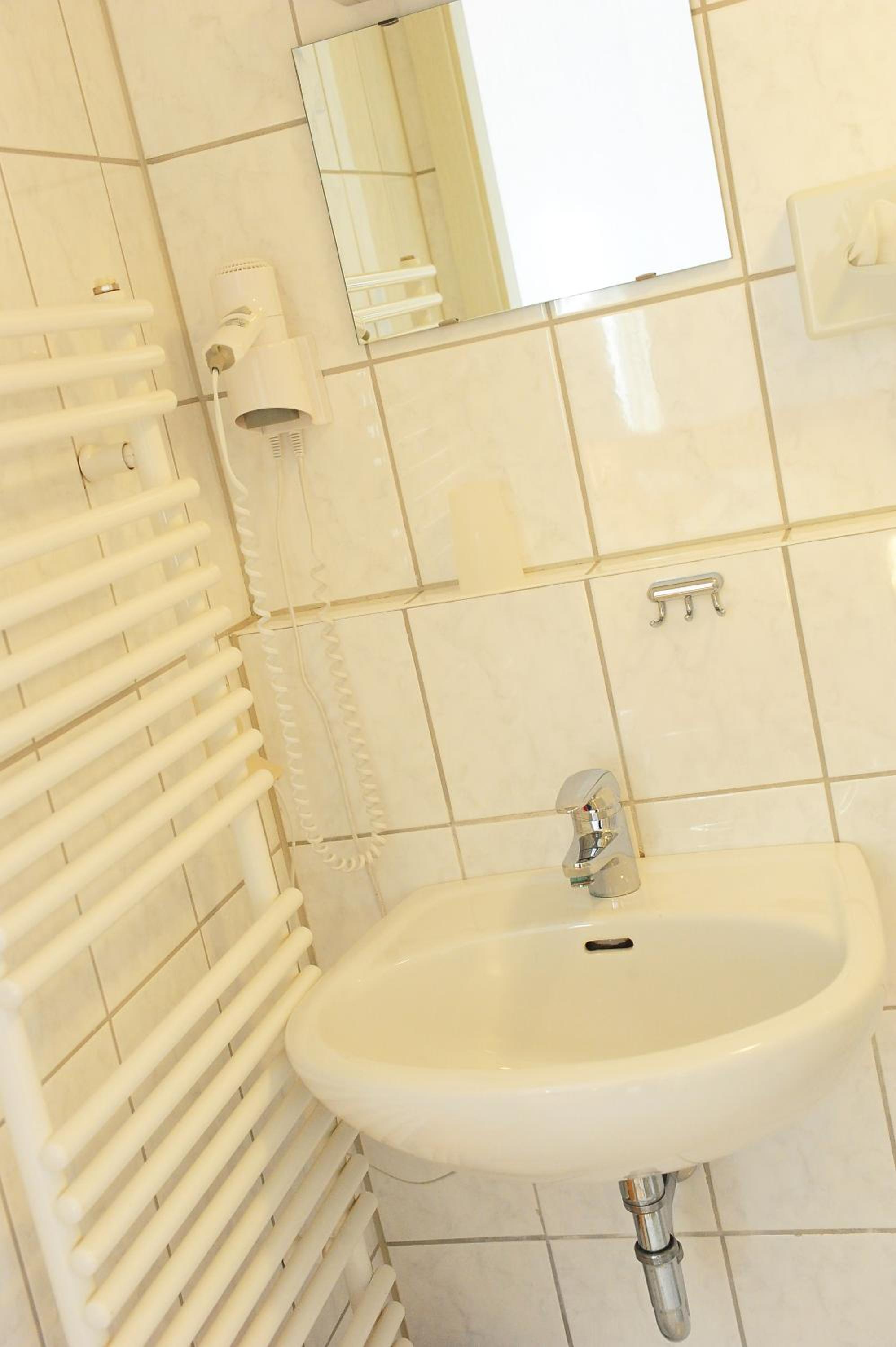 Single Room photo 3