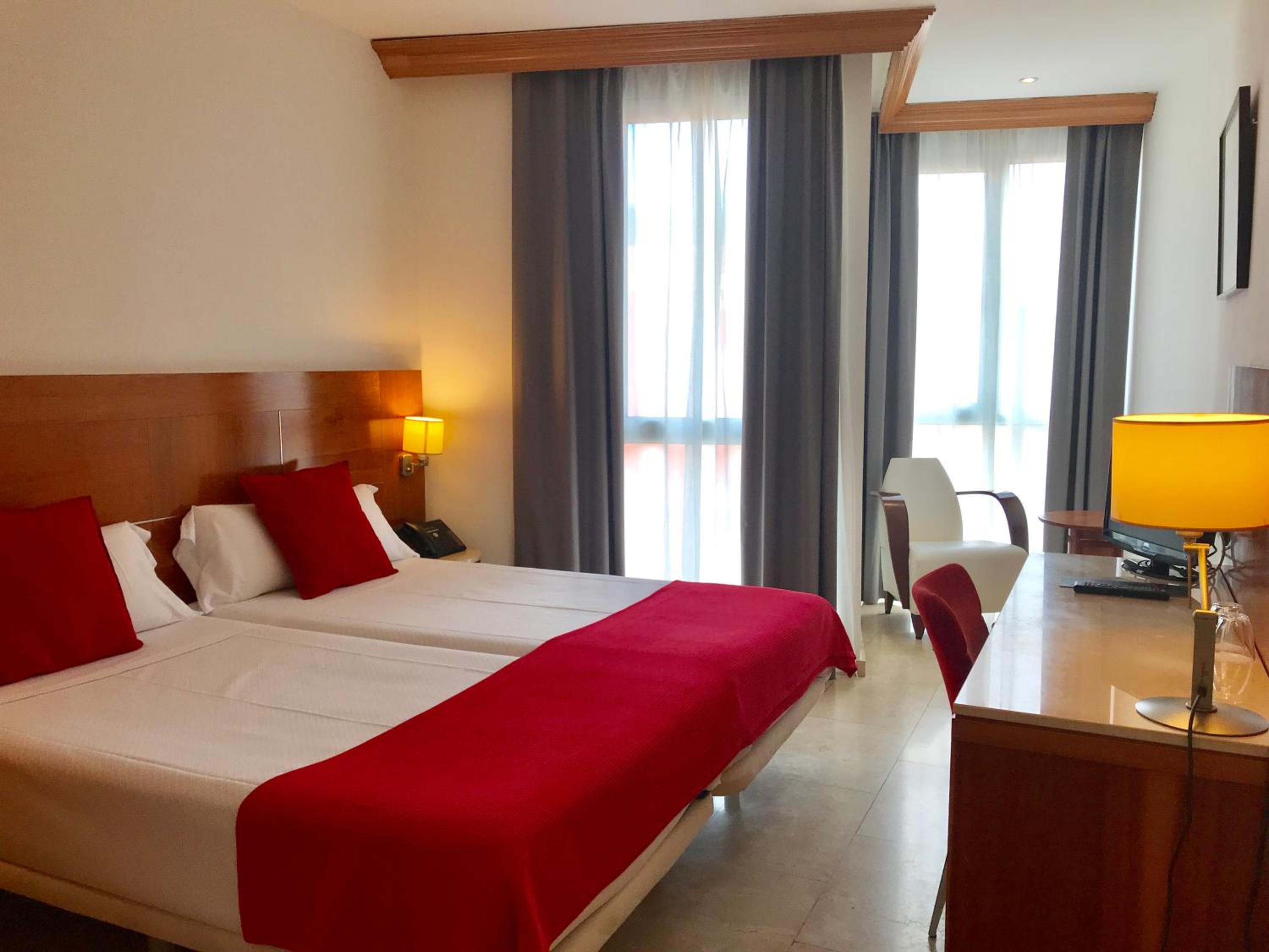 Twin Room - Photo 1