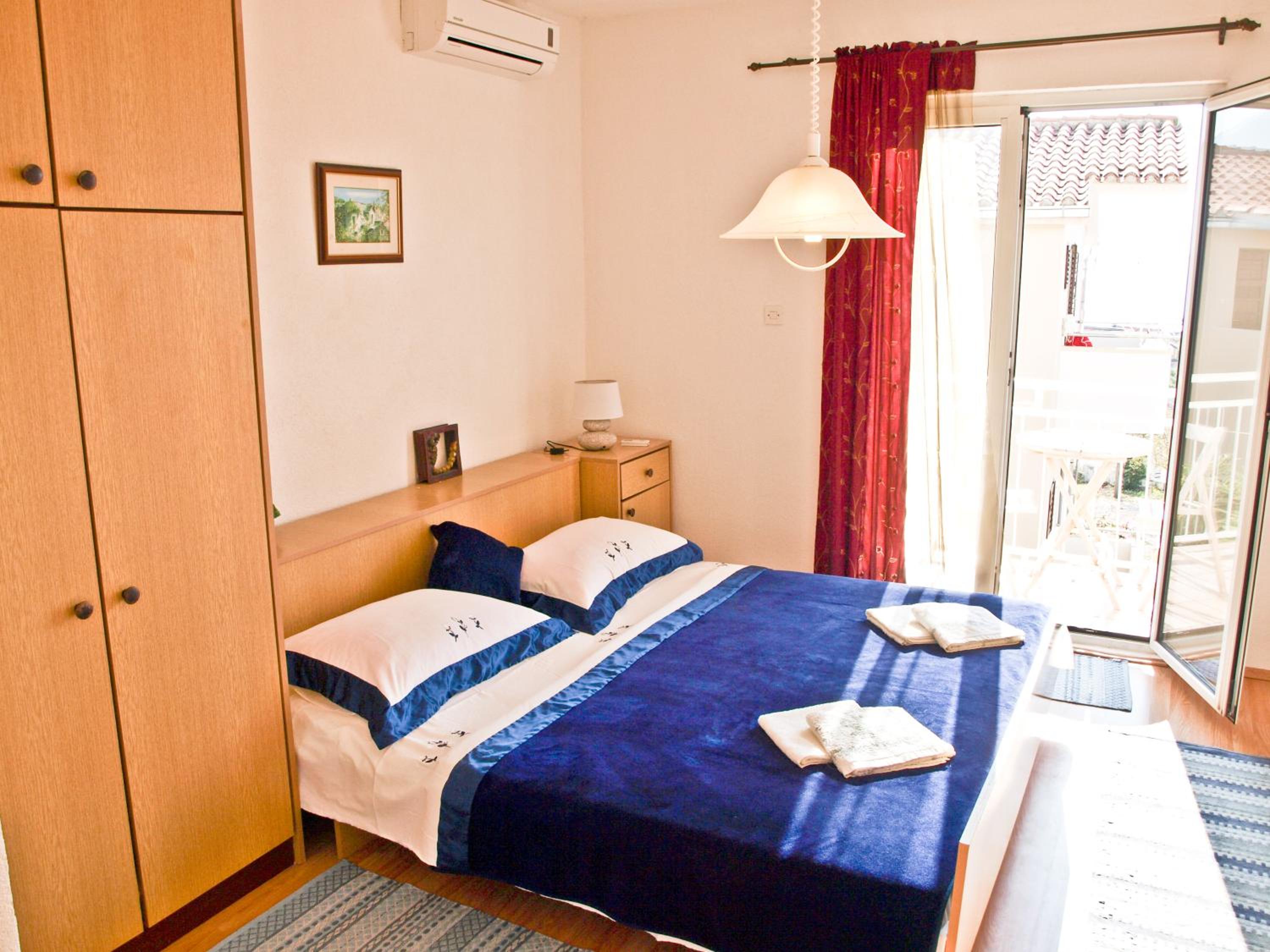 Studio Apartment photo 3