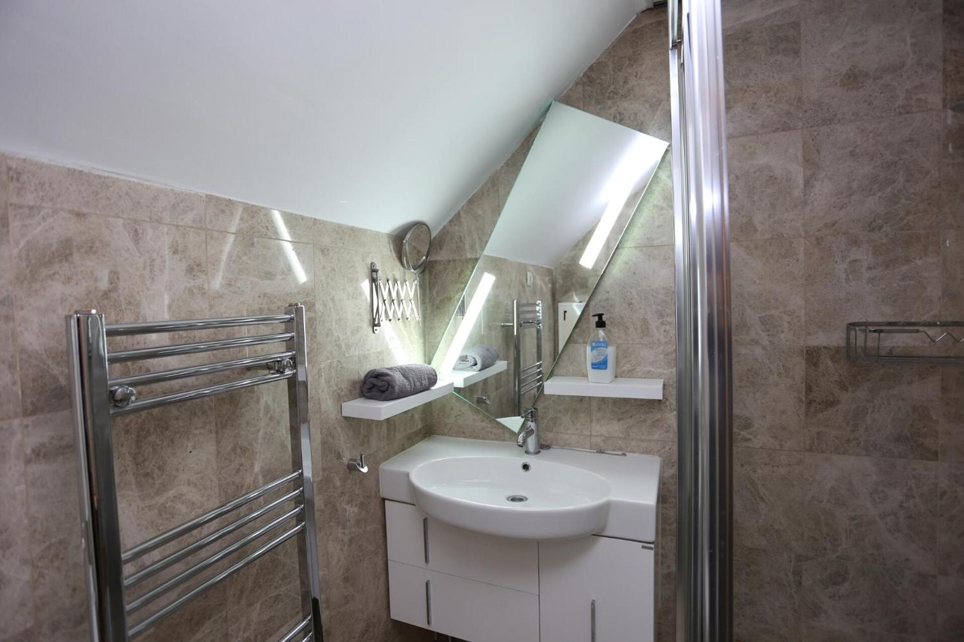 Loft - Photo 4