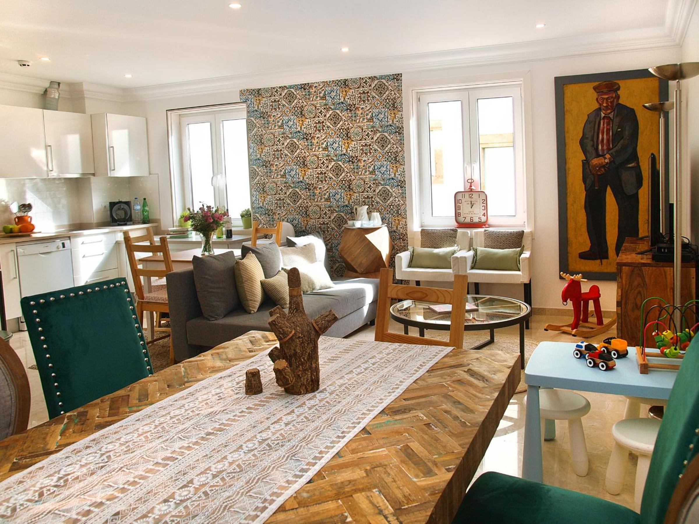Deluxe Apartment - Portuguese Traditions