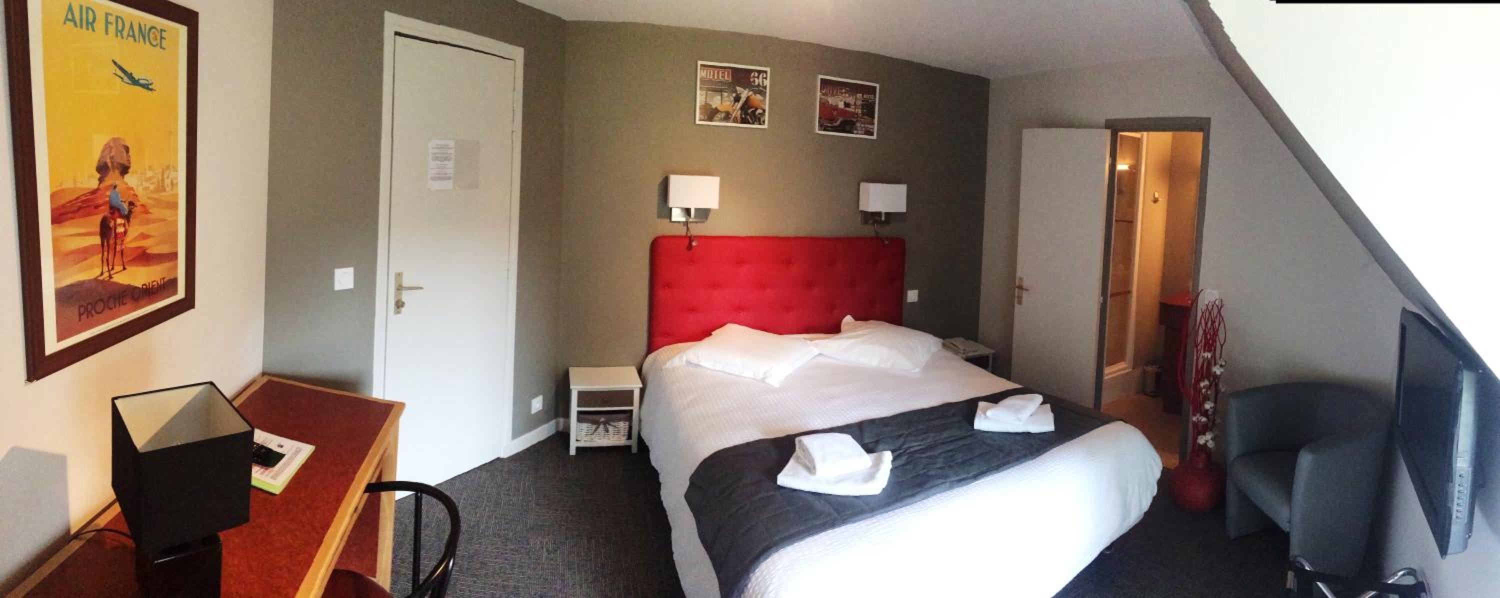 Standard Double Room - Photo 2