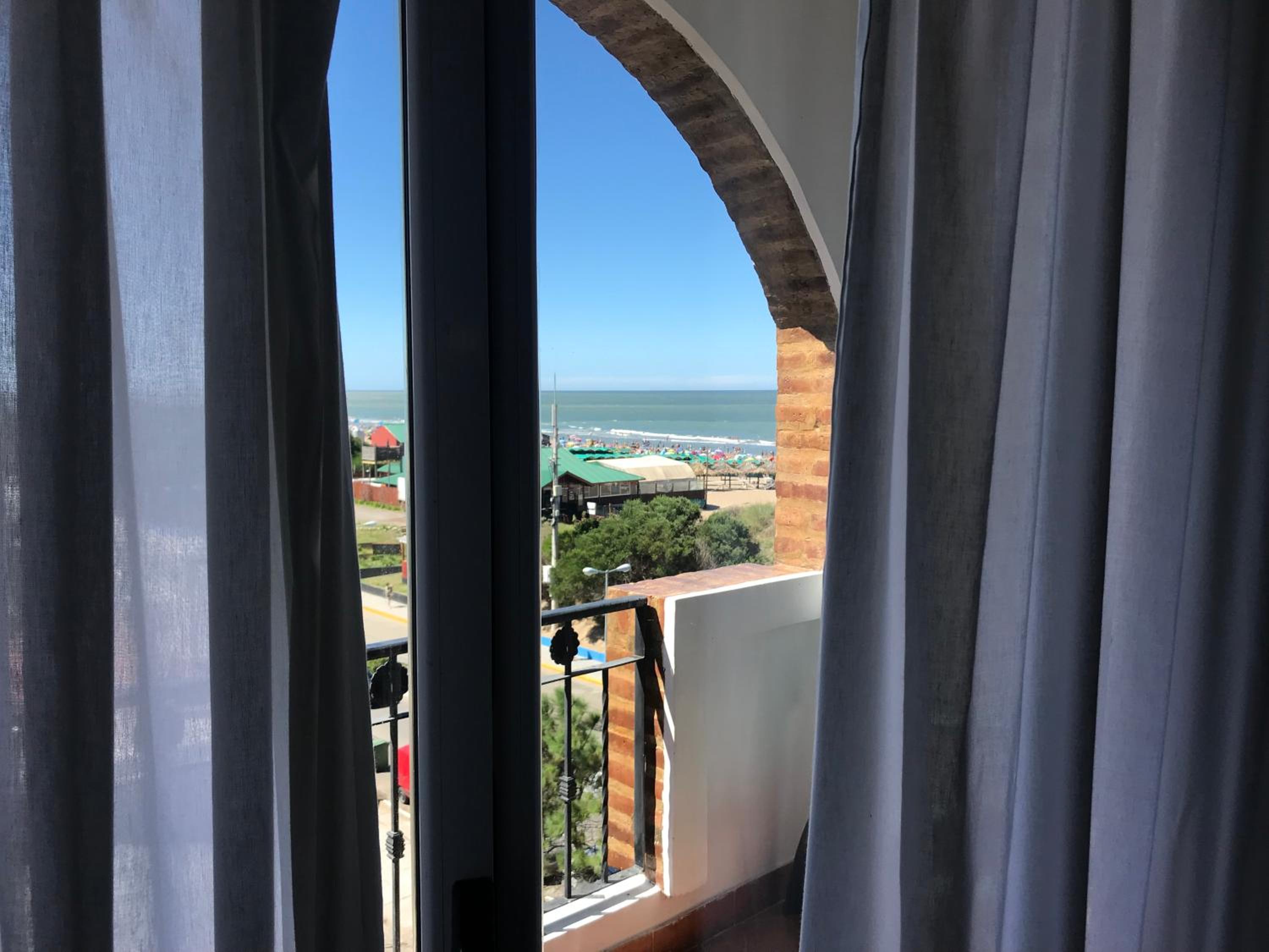 Suite with Partial Sea View photo 2