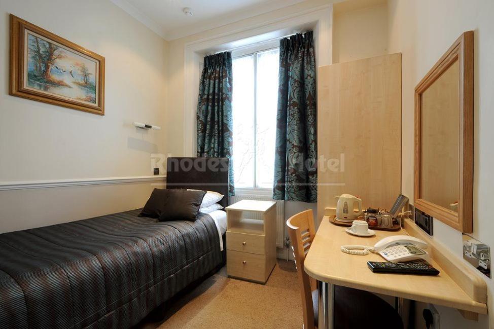Single Room photo 2