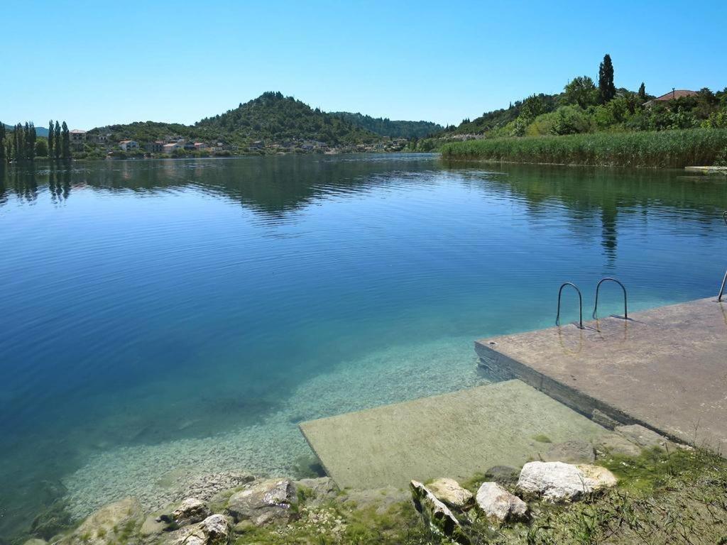 Apartment with Lake View - Photo 85