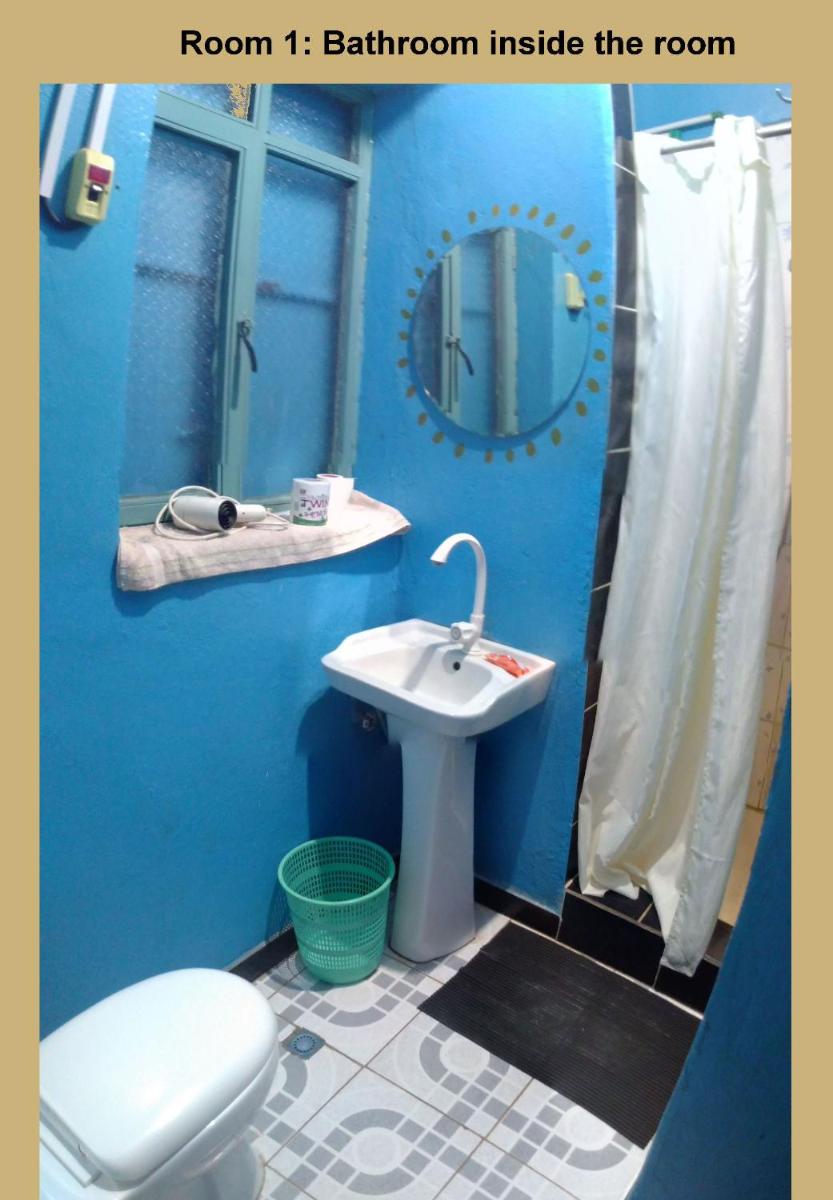 Double Room with Private Bathroom photo 2