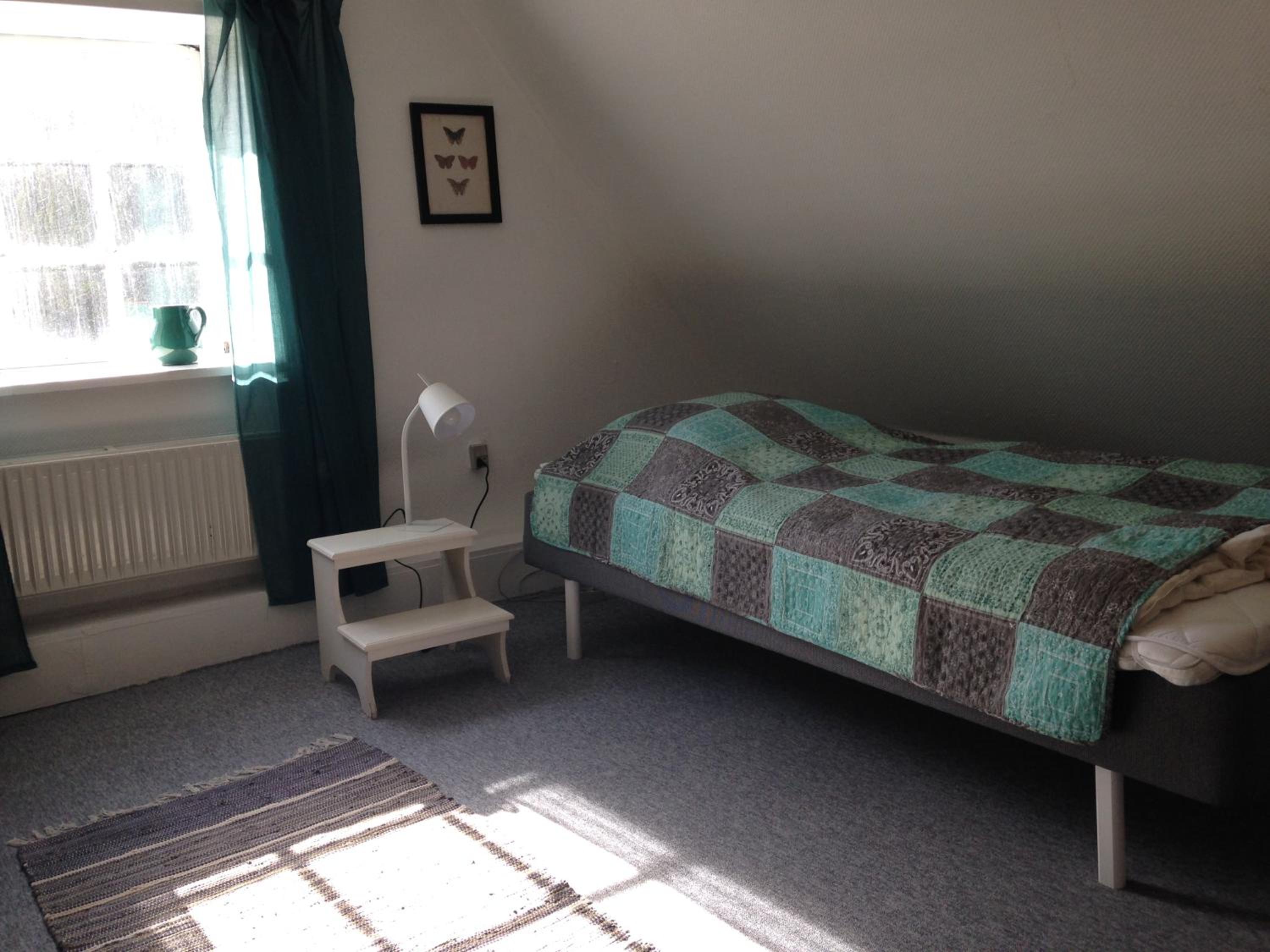 Double Room with Shared Bathroom photo 3