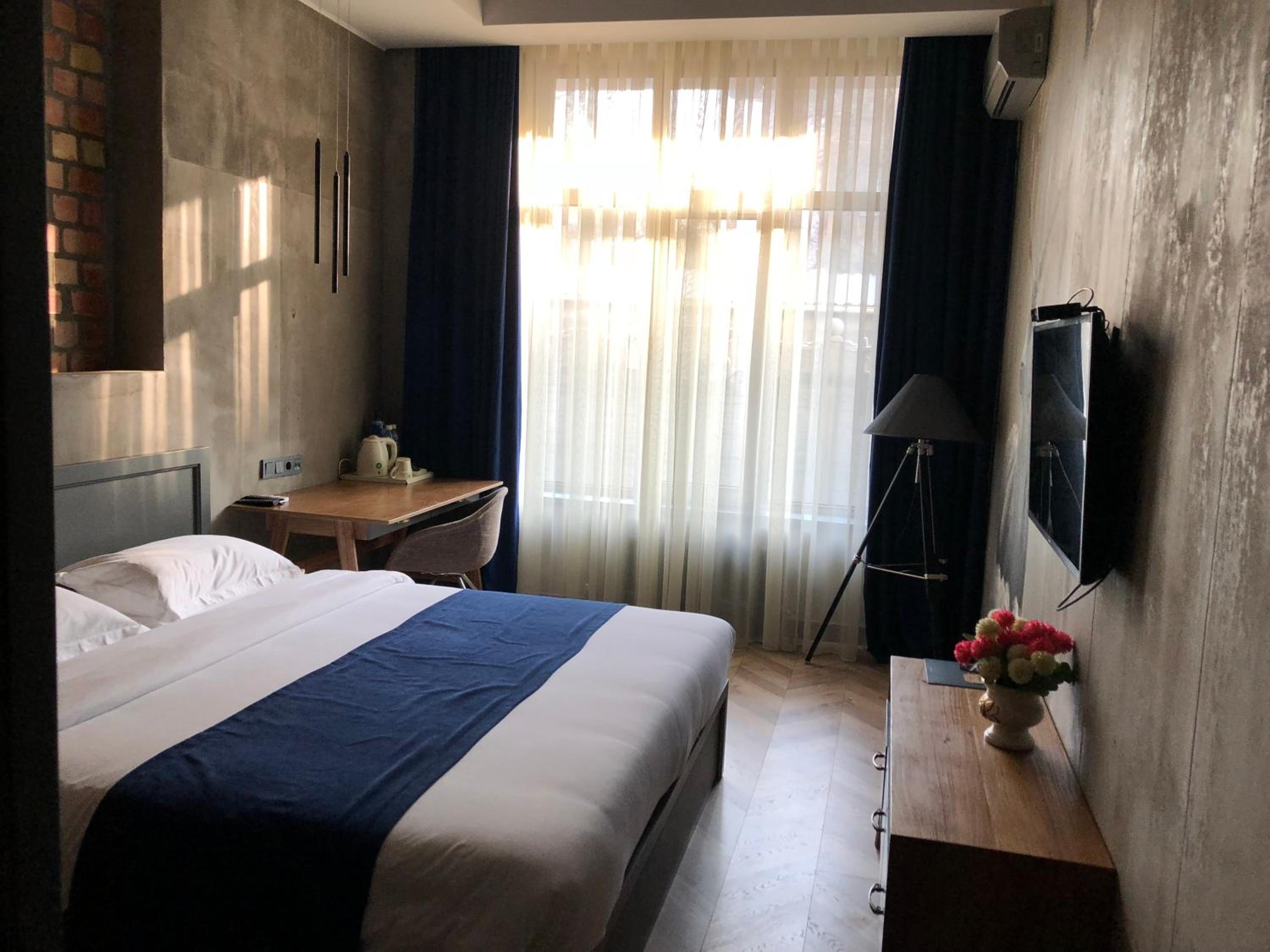 Budget Single Room photo 2