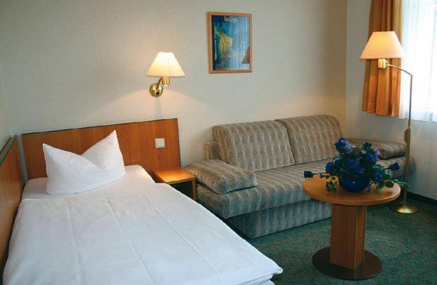 Single Room photo 2