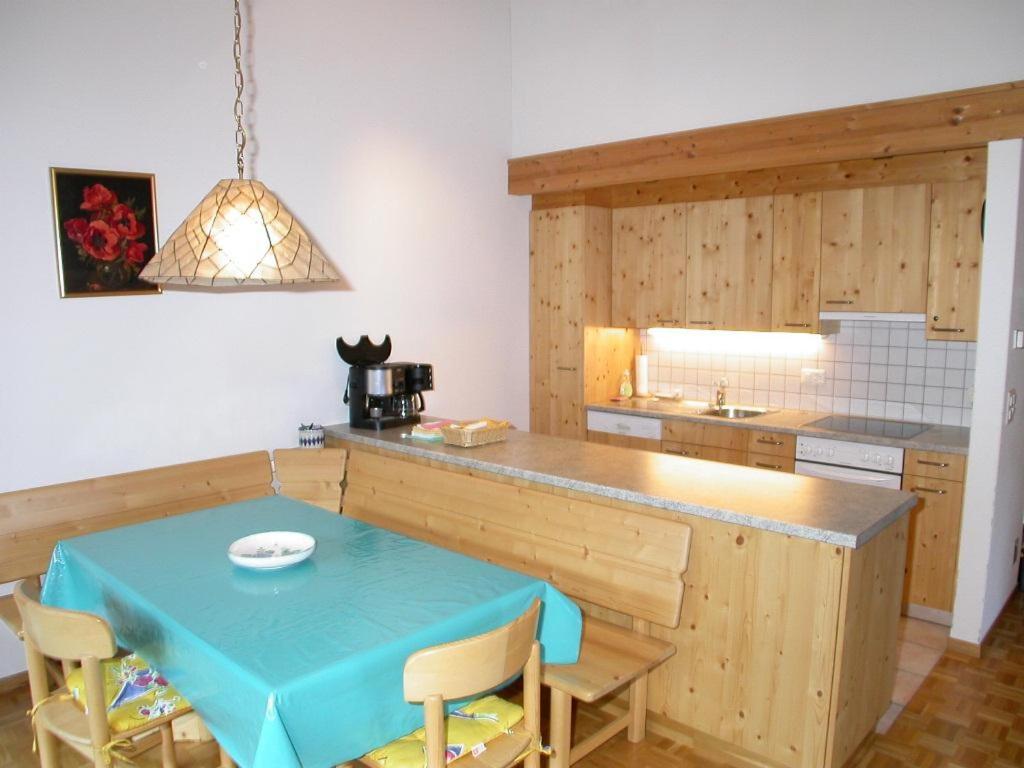 Apartment with Mountain View photo 2