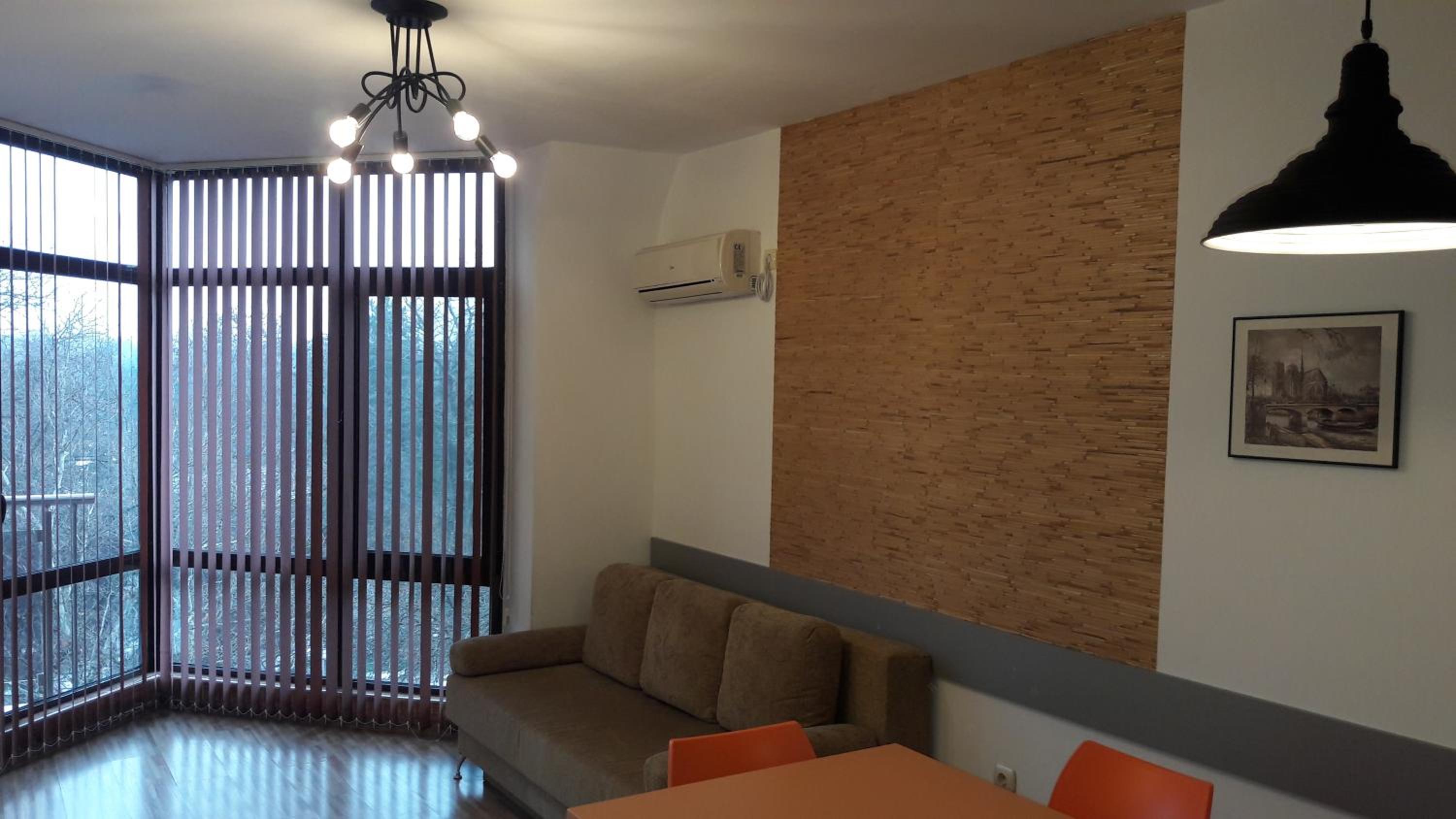 One-Bedroom Apartment with Balcony - Photo 18