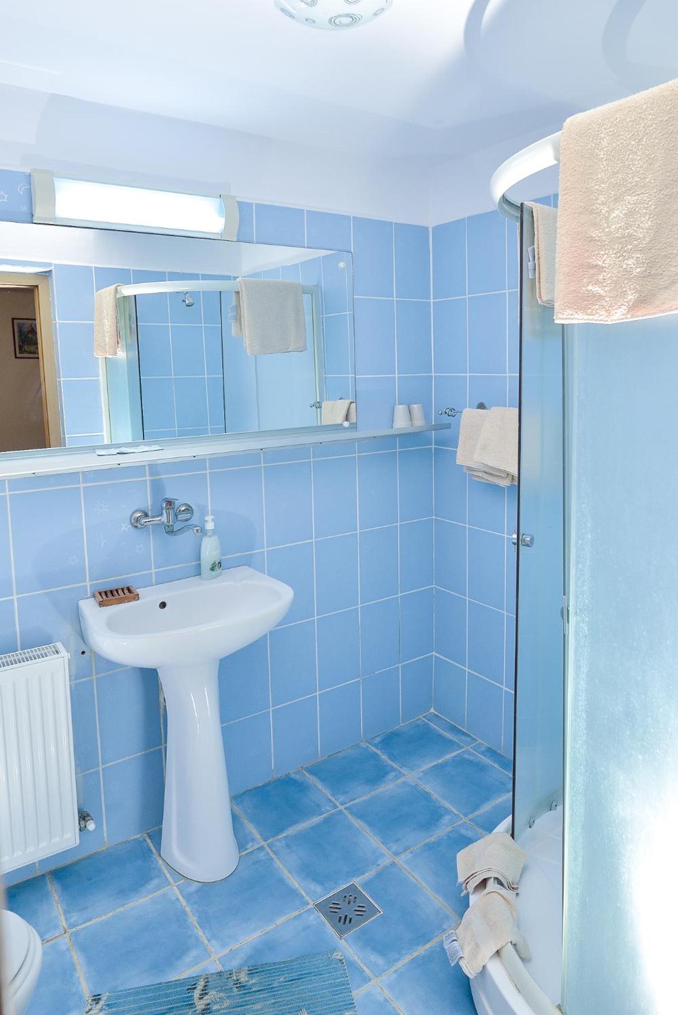Double Room in Grandmother's House - Photo 17