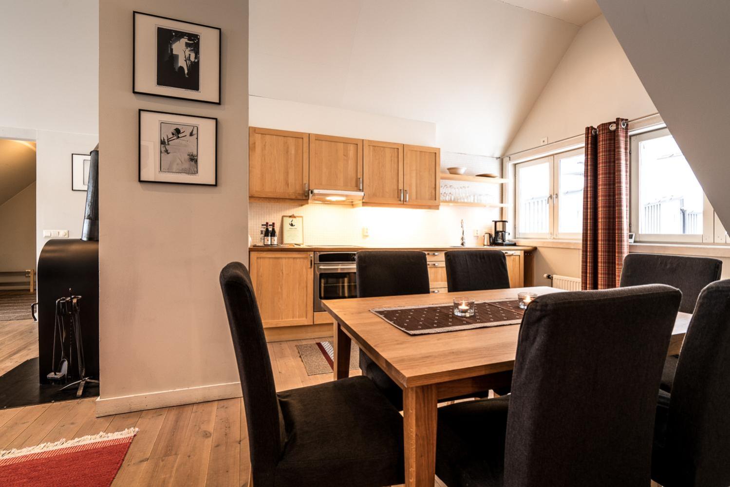 Family Room with Balcony - Photo 4