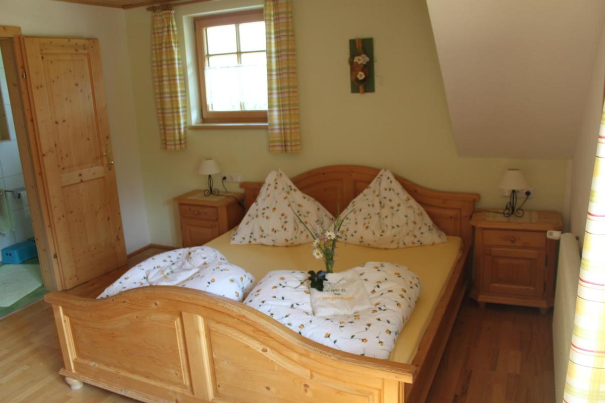 Deluxe Double Room with Shower photo 1