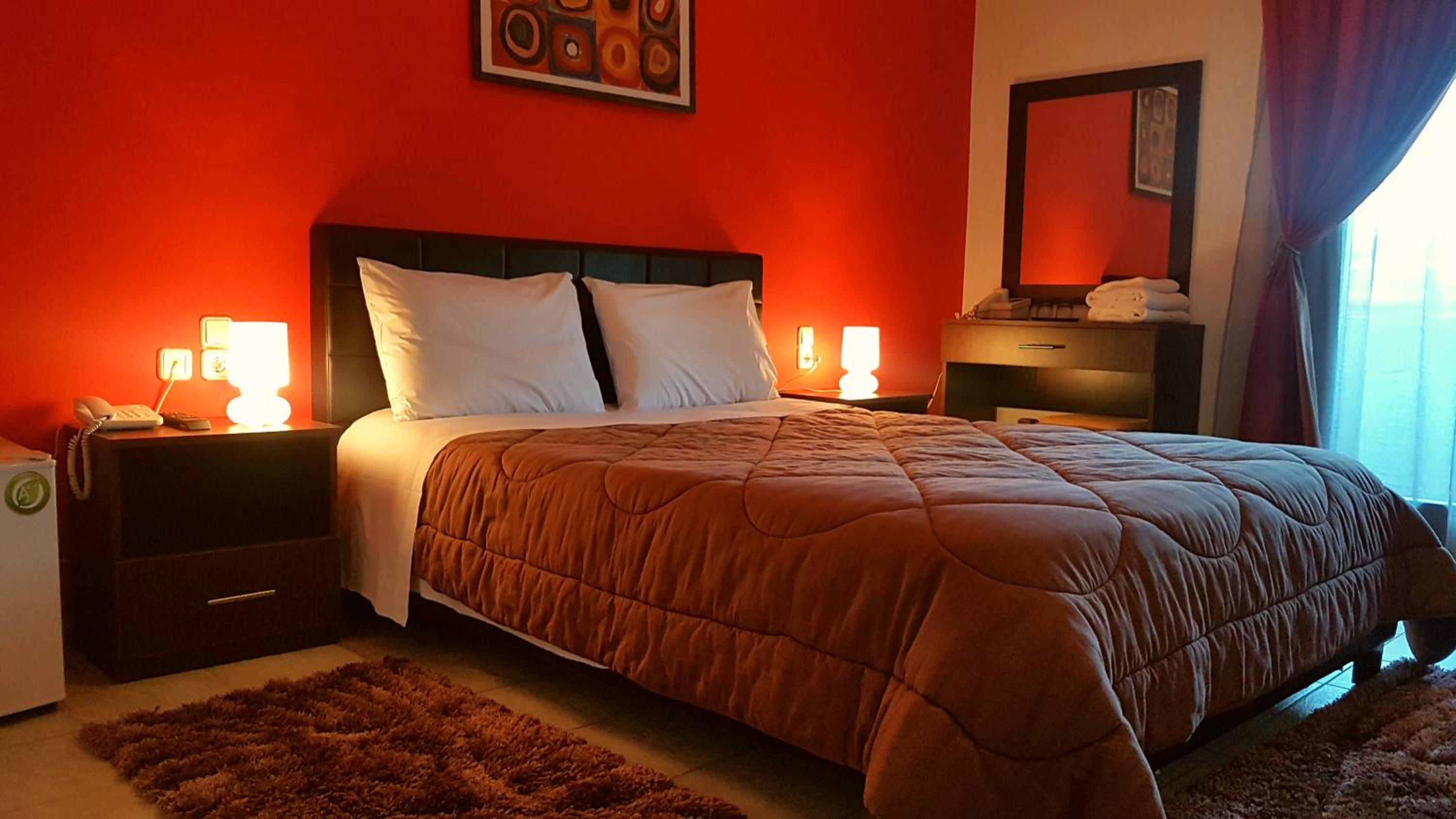 Double or Twin Room with Mountain View