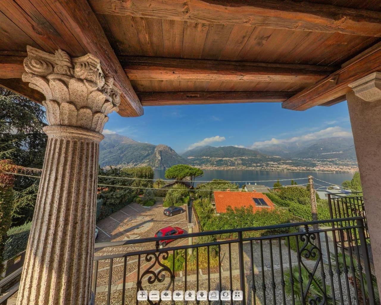 Double Room with Lake View - Photo 6