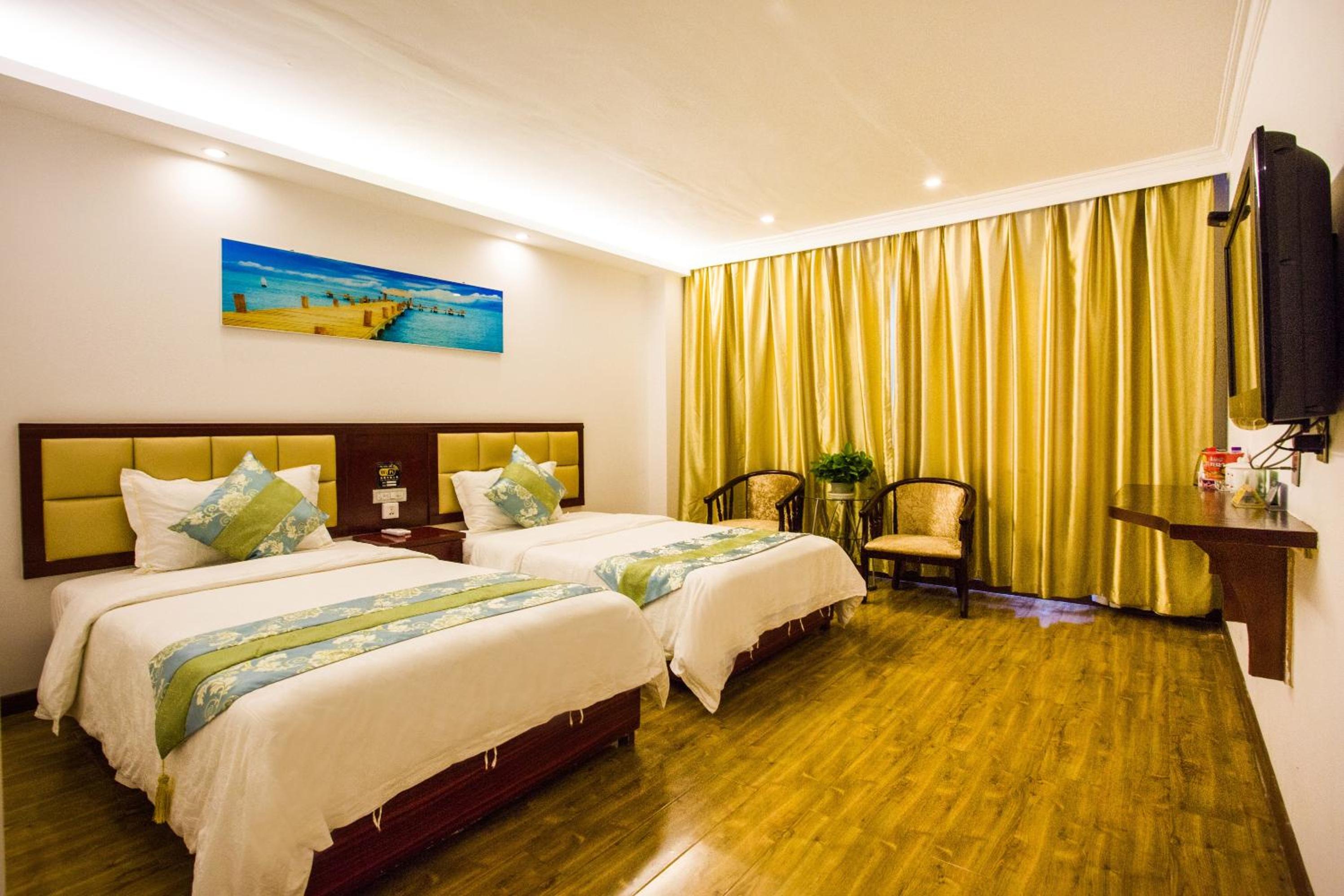 Deluxe Double or Twin Room with Mountain View photo 1